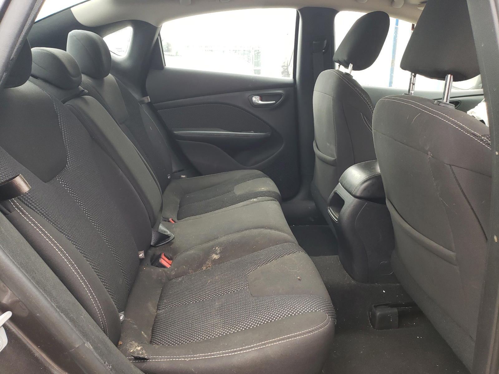 Photo 6 from auction – 2016 DODGE DART SXT with VIN 1C3CDFBB0GD717265