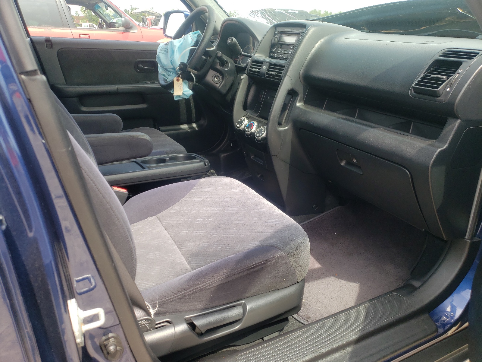 Photo 5 from auction – 2005 HONDA CR-V EX with VIN JHLRD788X5C009456