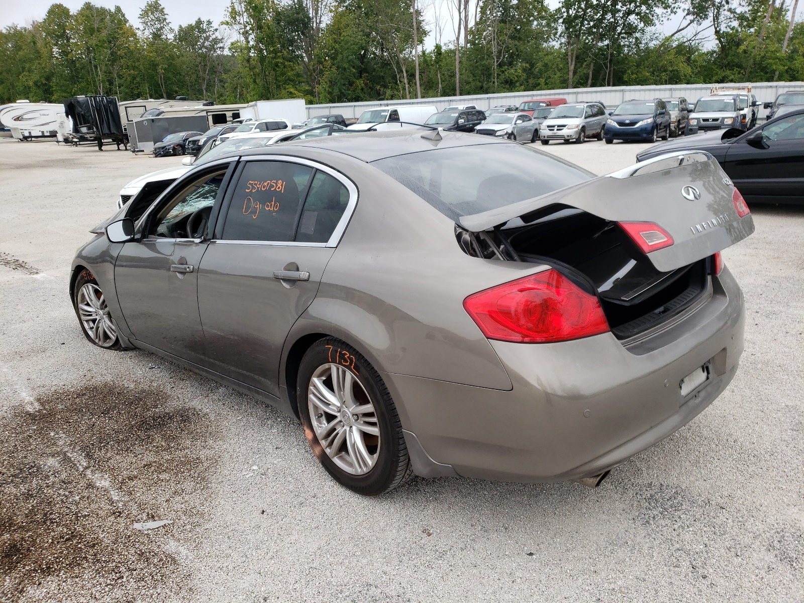 Photo 3 from auction – 2010 INFINITI G37 BASE with VIN JN1CV6AP1AM403916