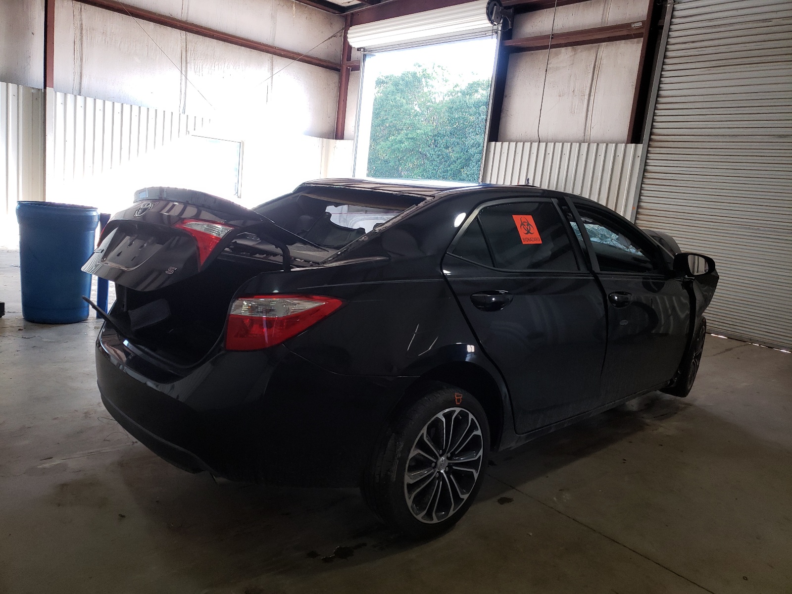 Photo 4 from auction – 2014 TOYOTA COROLLA L with VIN 5YFBURHE1EP019980