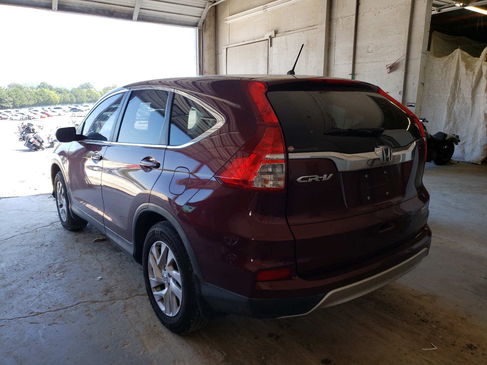 Photo 3 from auction – 2015 HONDA CR-V EX with VIN 2HKRM3H57FH541426
