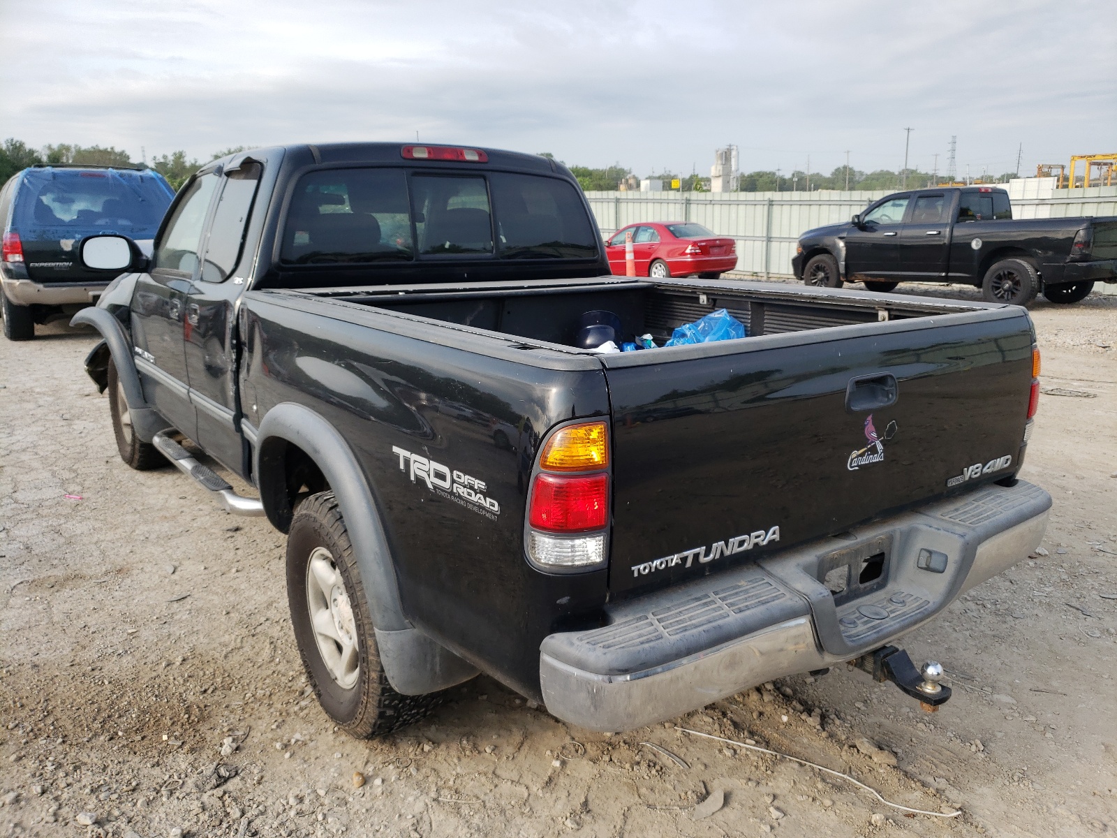 Photo 3 from auction – 2002 TOYOTA TUNDRA ACC with VIN 5TBBT44152S227249