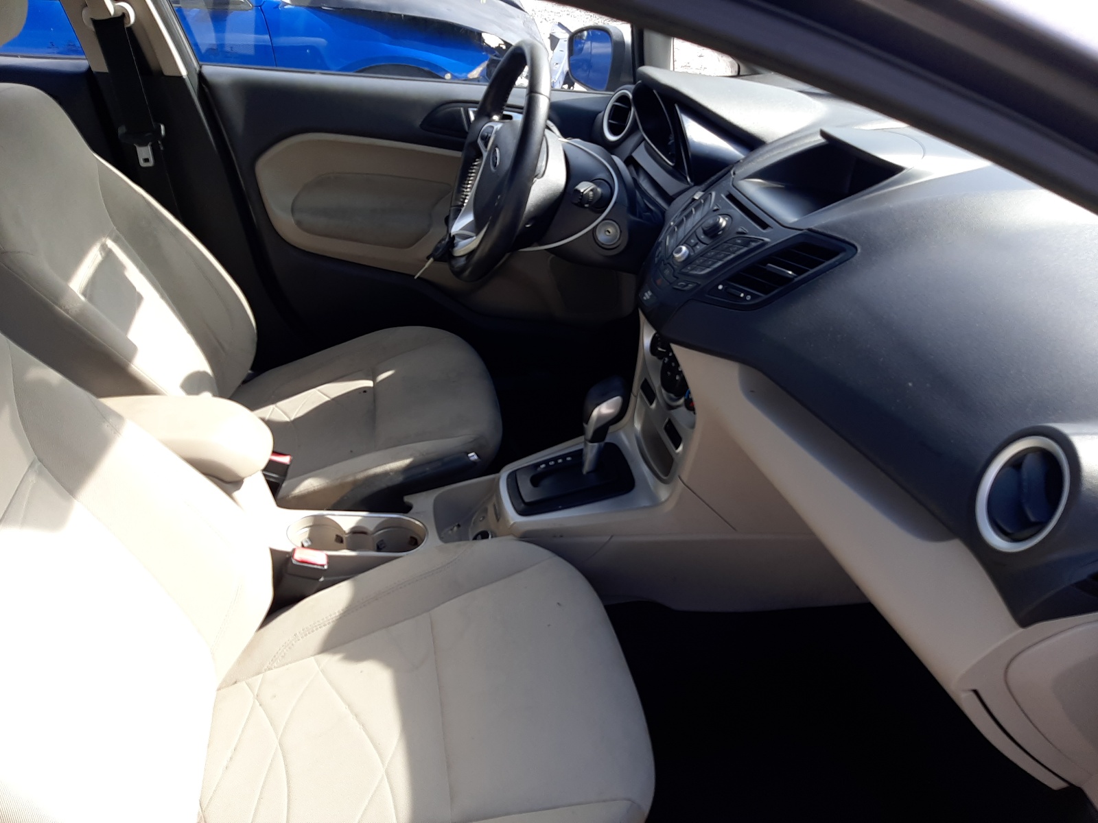 Photo 5 from auction – 2014 FORD FIESTA SE with VIN 3FADP4BJ1EM232790