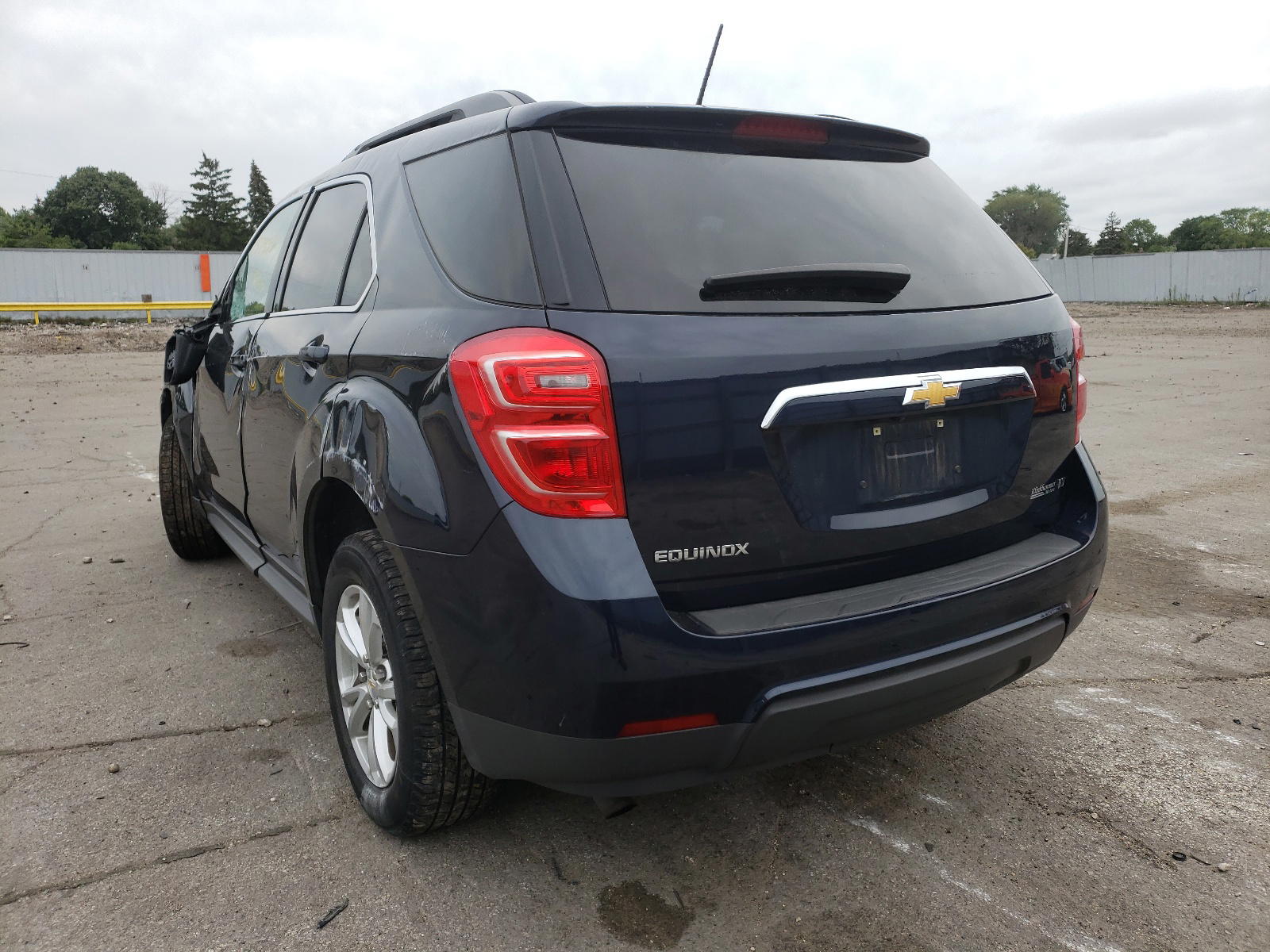 Photo 3 from auction – 2017 CHEVROLET EQUINOX with VIN 2GNALCEK2H6201738