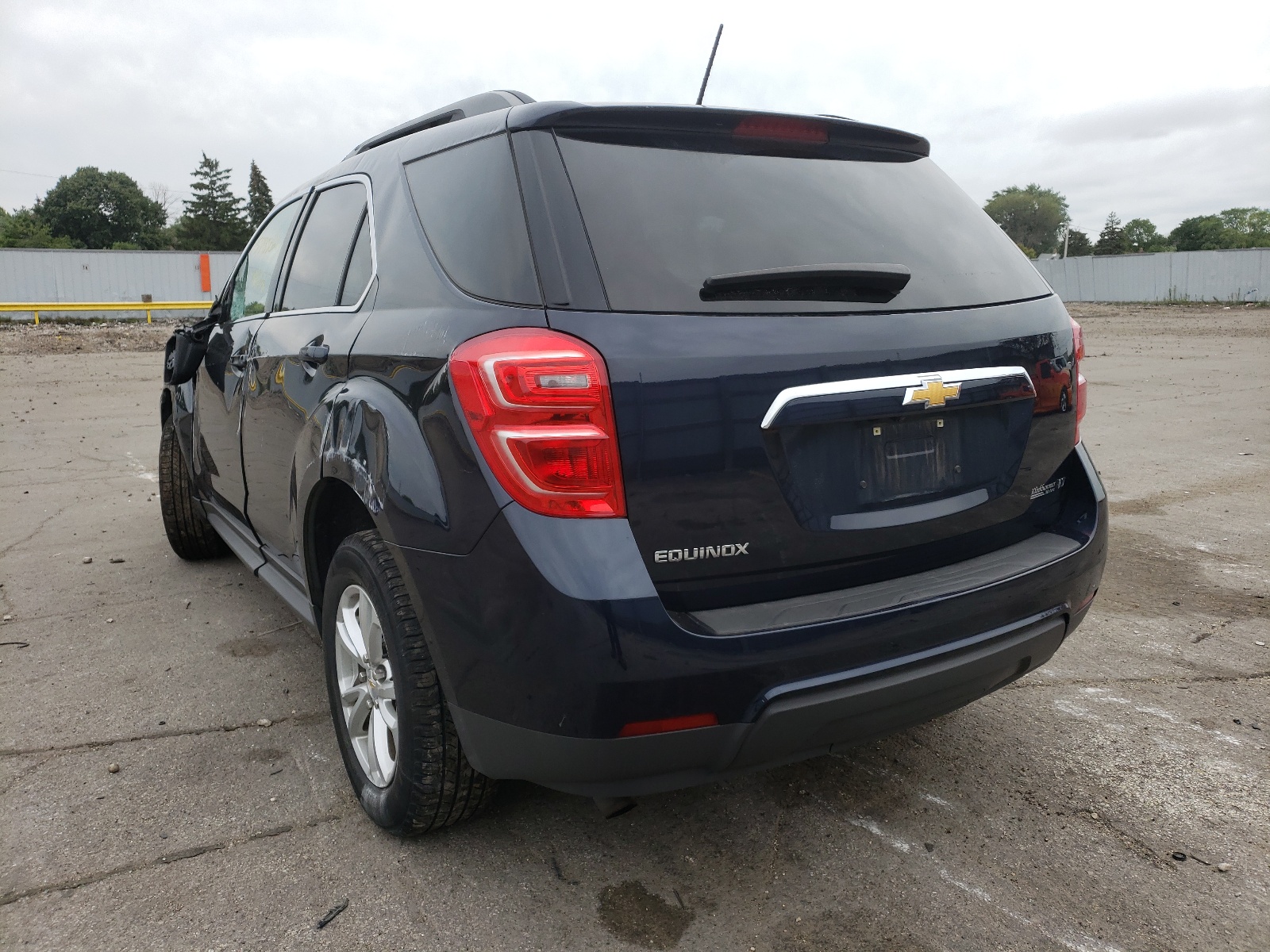 Фото 3 с аукциона – 2017 CHEVROLET EQUINOX с VIN 2GNALCEK2H6201738