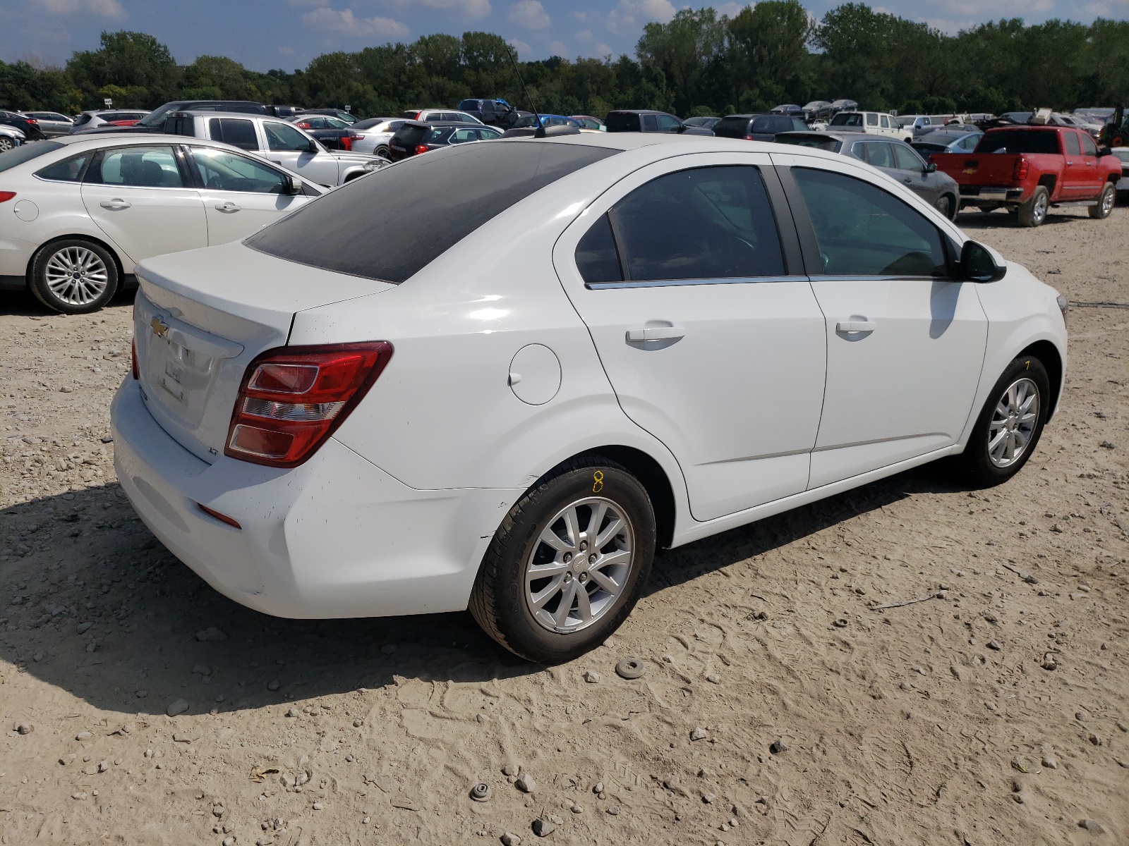 Photo 4 from auction – 2017 CHEVROLET SONIC LT with VIN 1G1JD5SH5H4111004