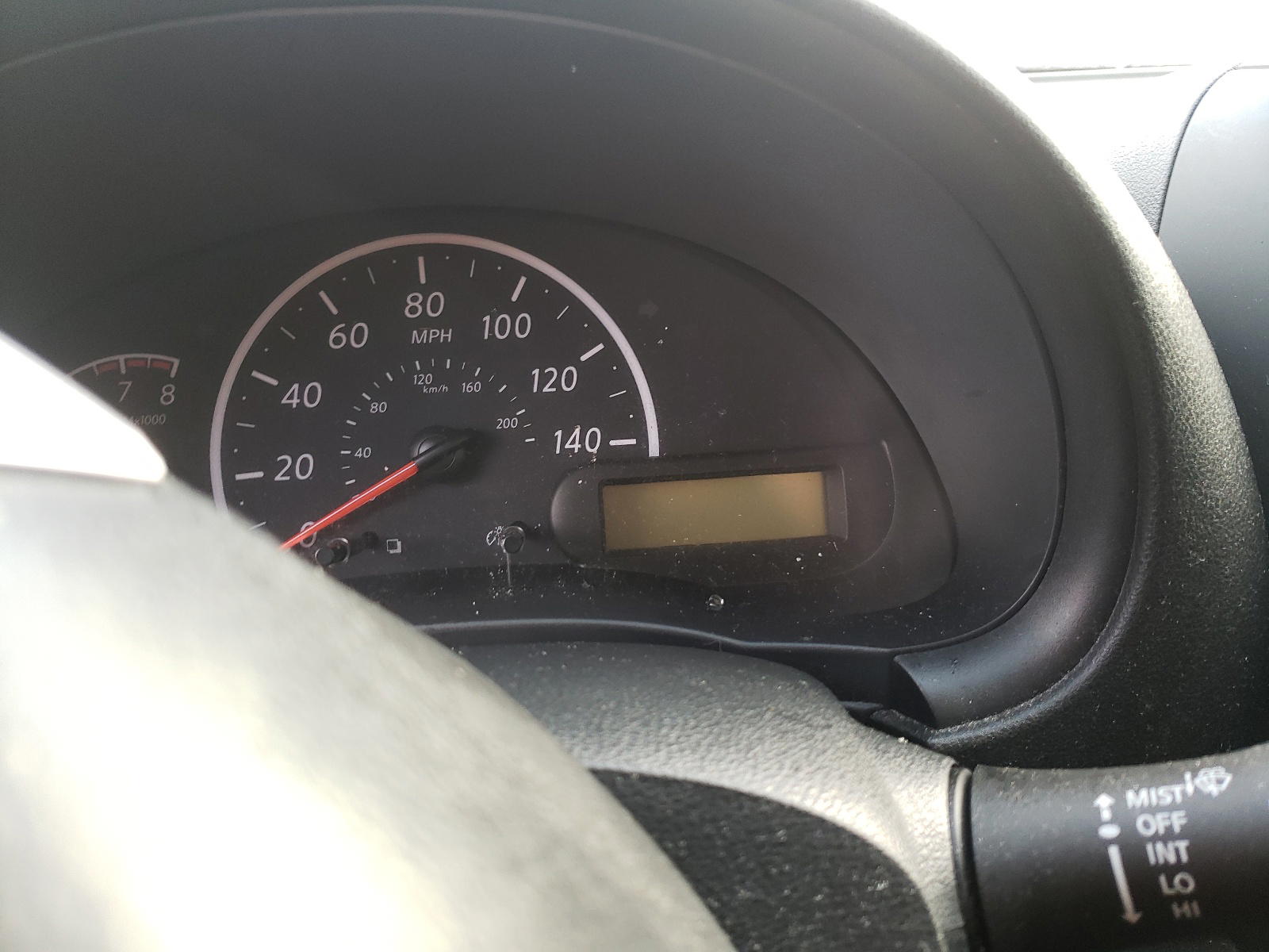 Photo 8 from auction – 2017 NISSAN VERSA S with VIN 3N1CN7AP1HL827011