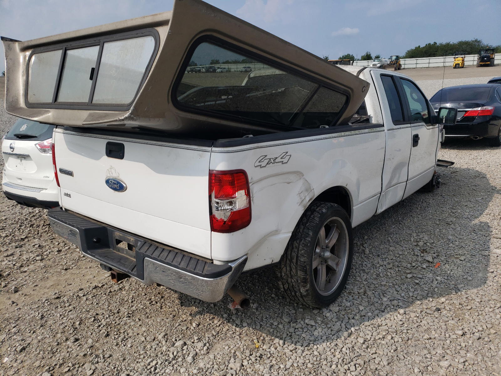 Photo 4 from auction – 2008 FORD F150 with VIN 1FTPX14V48FB22116