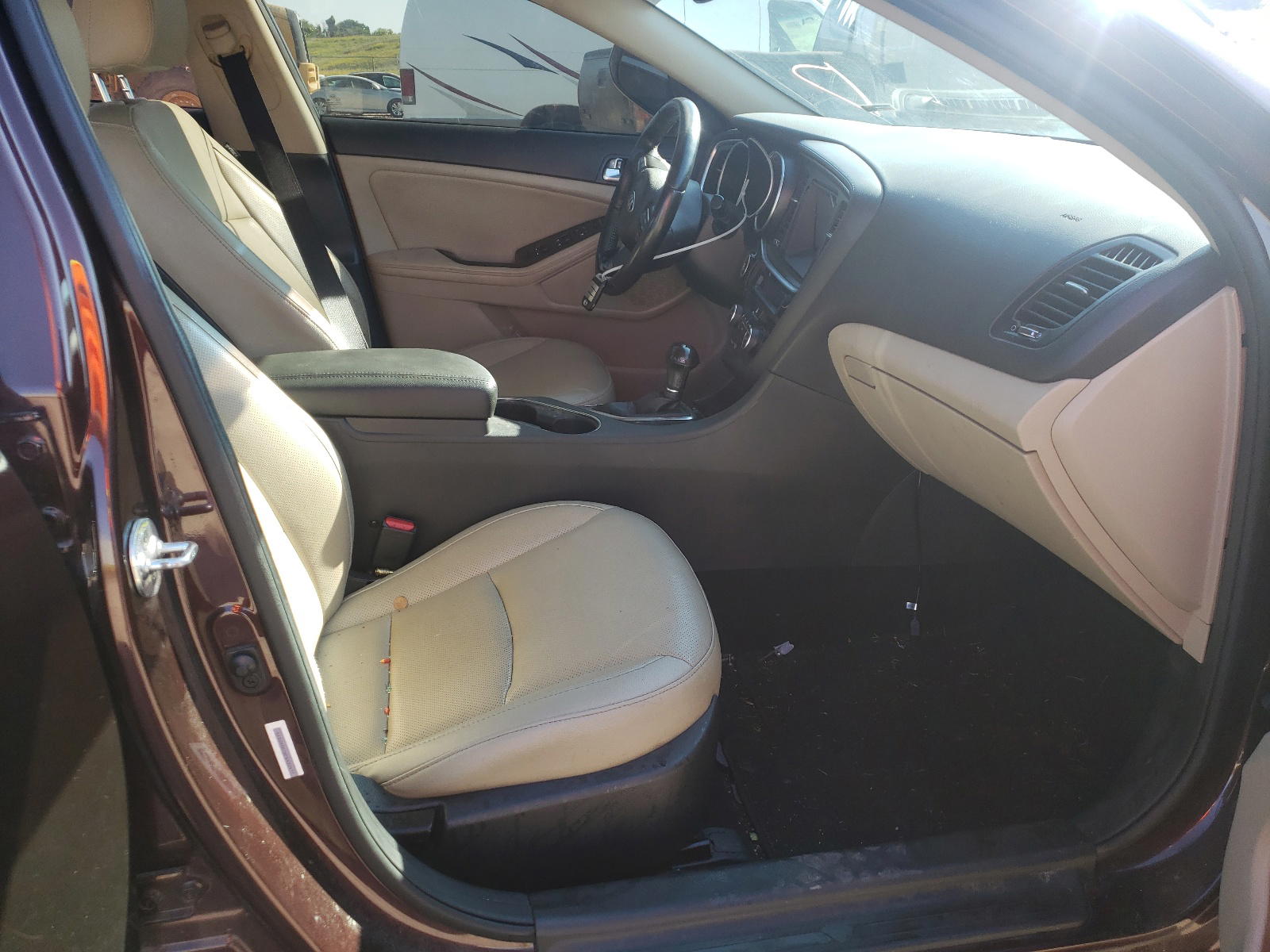 Photo 5 from auction – 2015 KIA OPTIMA EX with VIN 5XXGN4A78FG433477