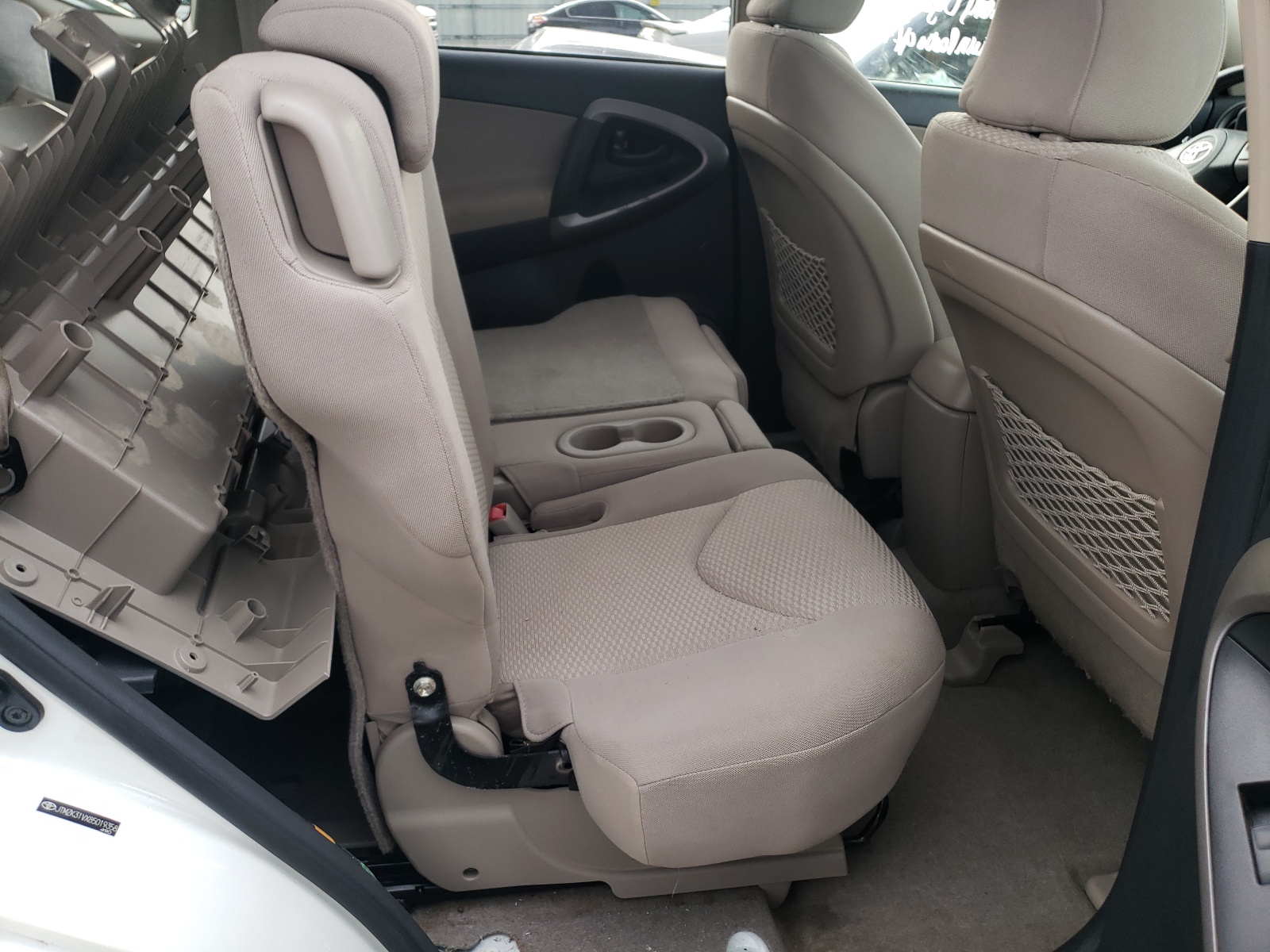 Photo 6 from auction – 2008 TOYOTA RAV4 LIMIT with VIN JTMZK31VX85019358