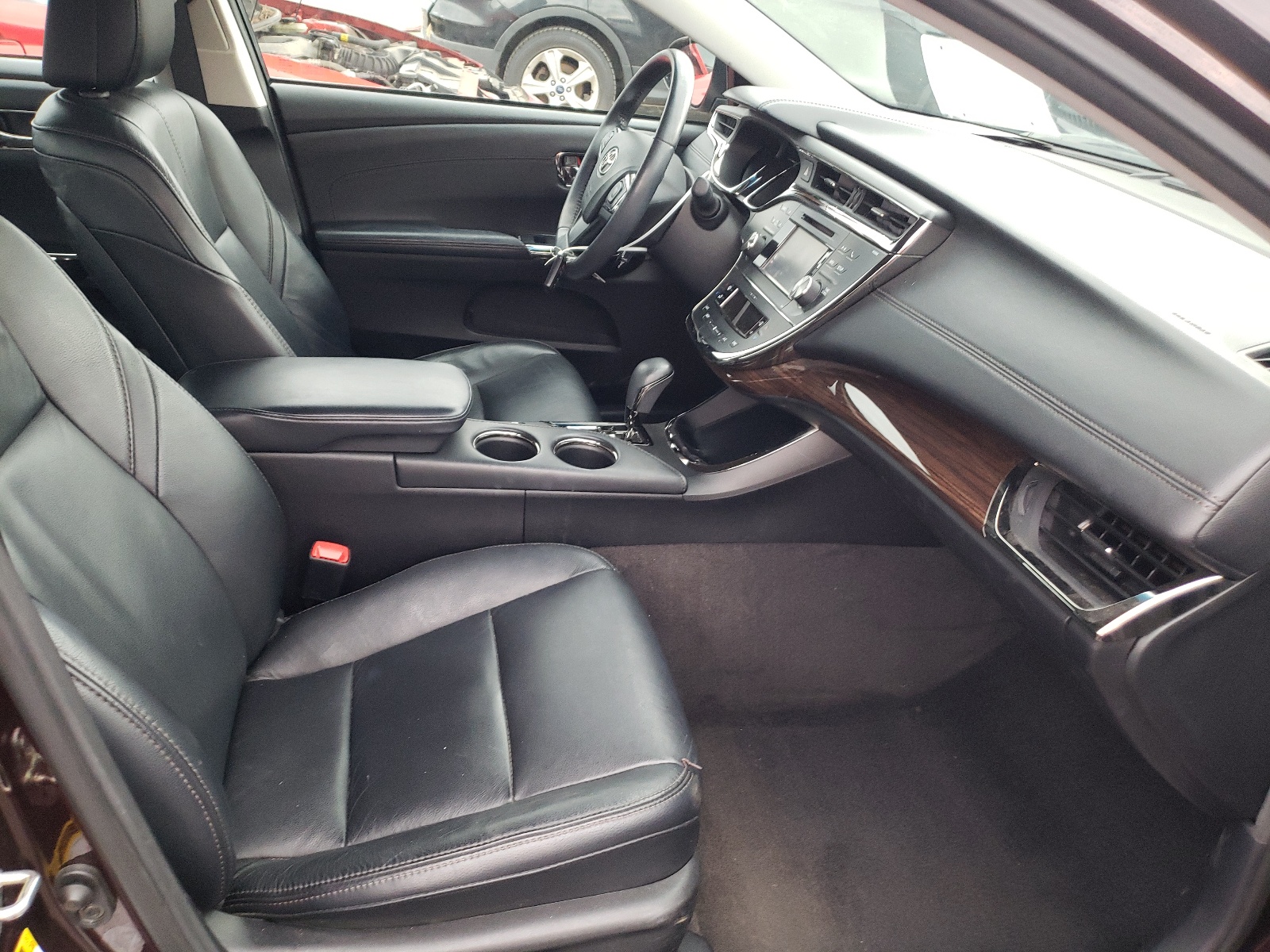 Photo 5 from auction – 2014 TOYOTA AVALON BAS with VIN 4T1BK1EB1EU094842