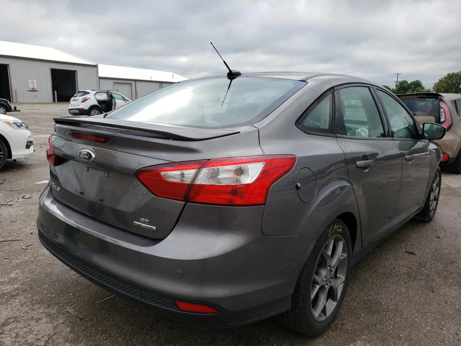 Photo 4 from auction – 2013 FORD FOCUS SE with VIN 1FADP3F24DL114410