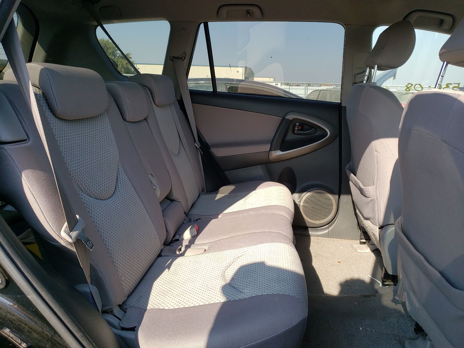 Photo 6 from auction – 2008 TOYOTA RAV4 with VIN JTMZD33V486056861