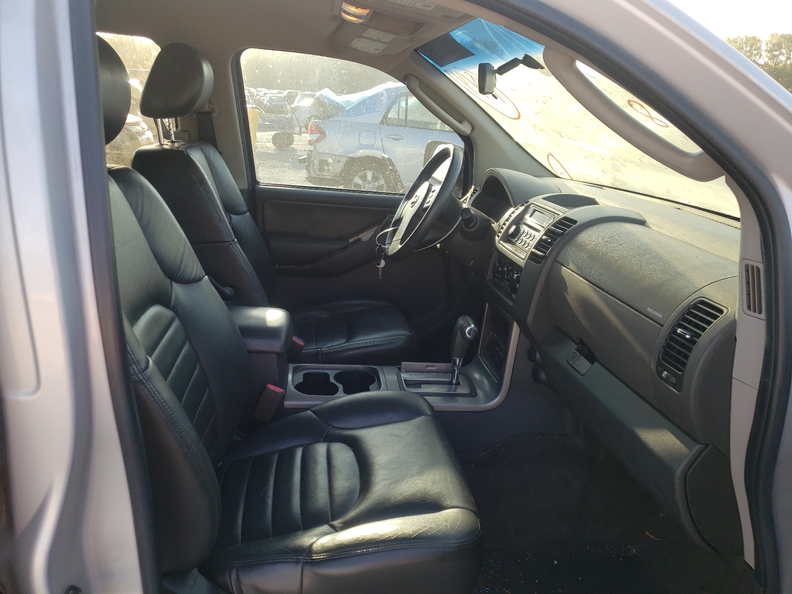 Photo 5 from auction – 2006 NISSAN PATHFINDER with VIN 5N1AR18U26C685368