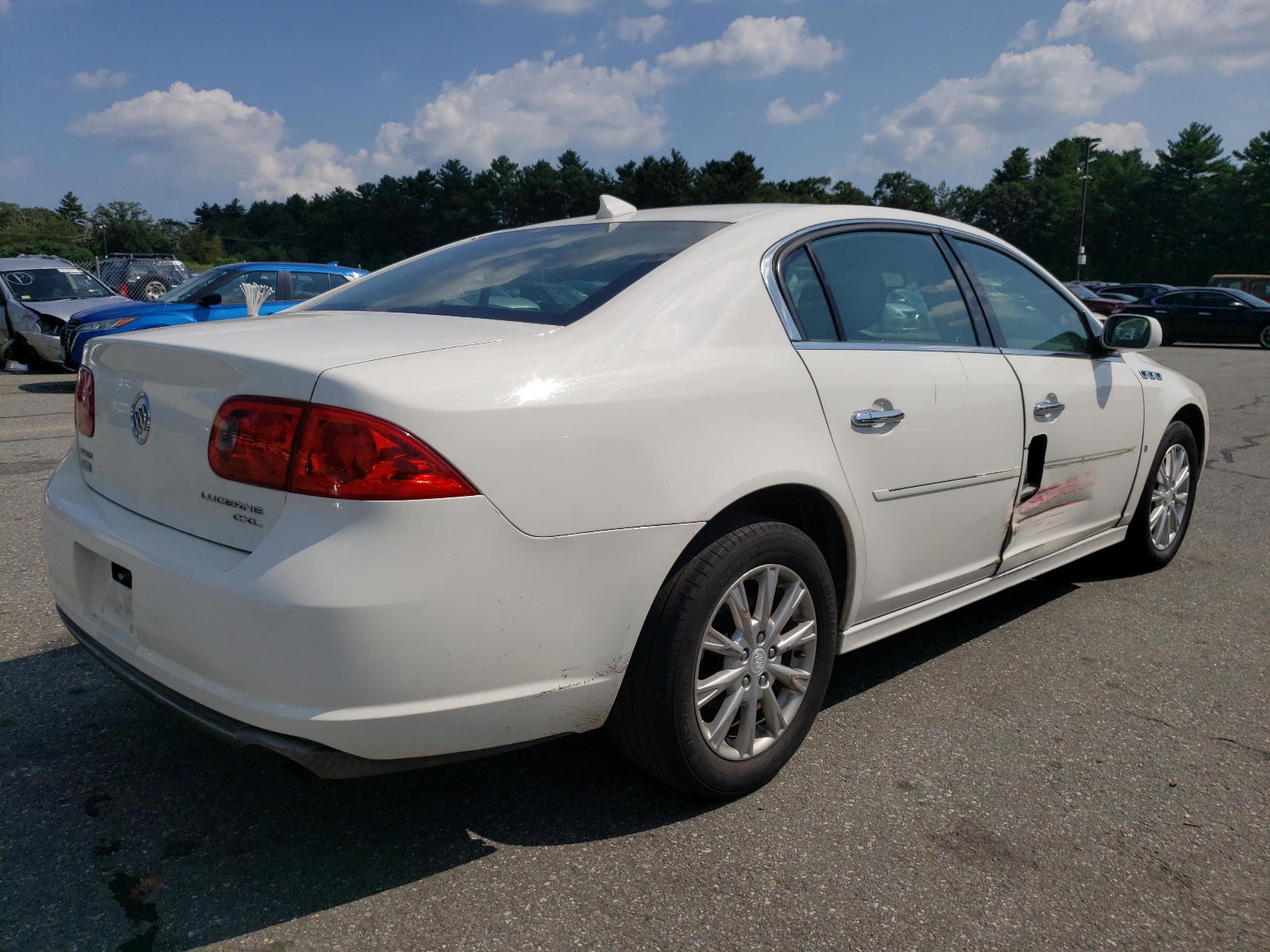 Photo 4 from auction – 2010 BUICK LUCERNE CX with VIN 1G4HC5EM0AU102908