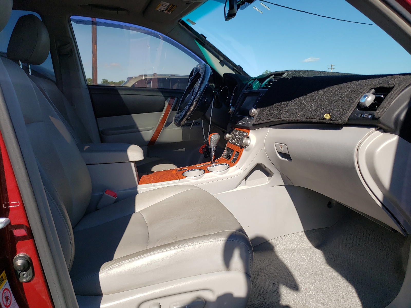 Photo 5 from auction – 2009 TOYOTA HIGHLANDER with VIN JTEDS42A892093811