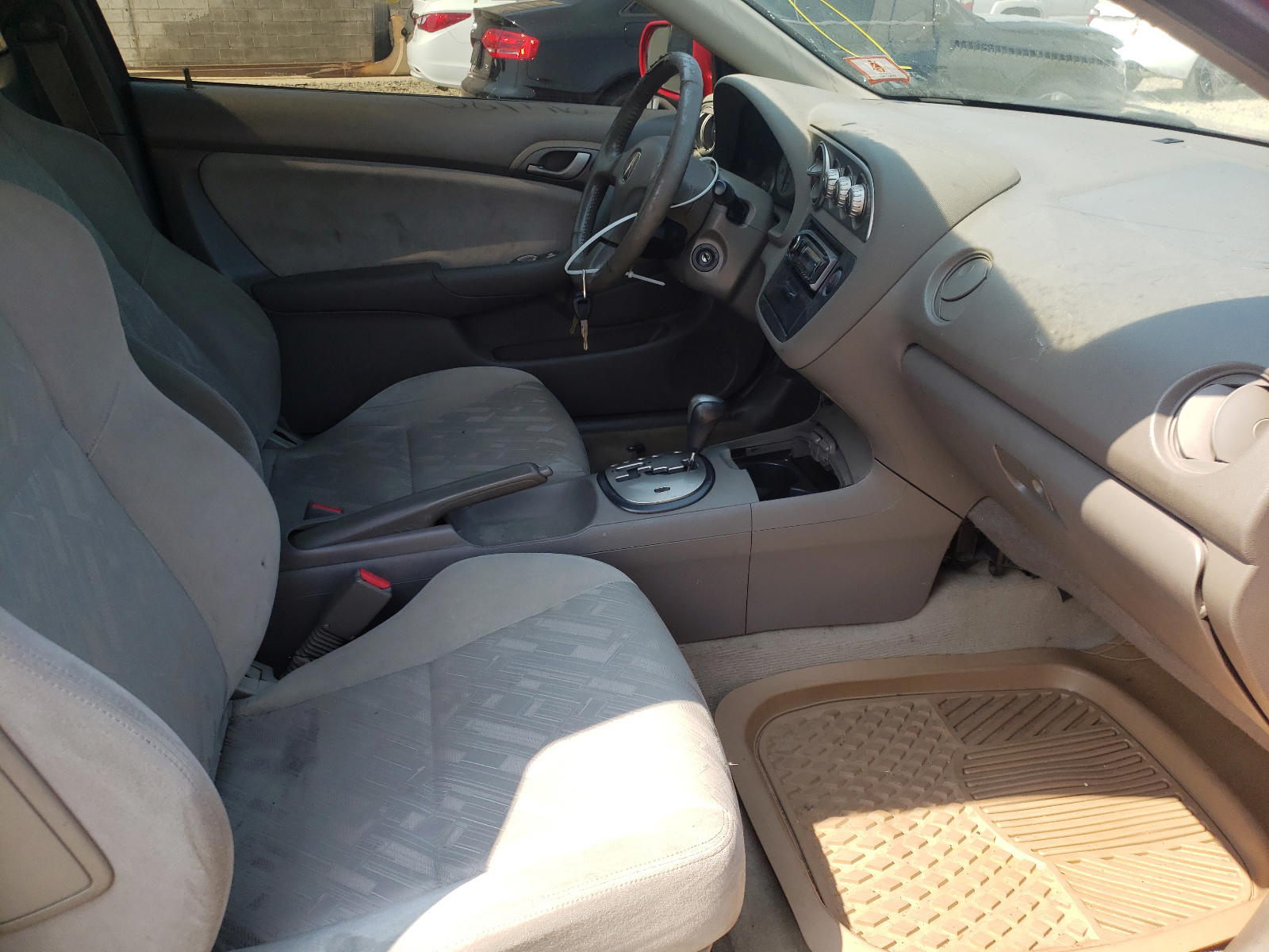 Photo 5 from auction – 2004 ACURA RSX with VIN JH4DC54814S010017