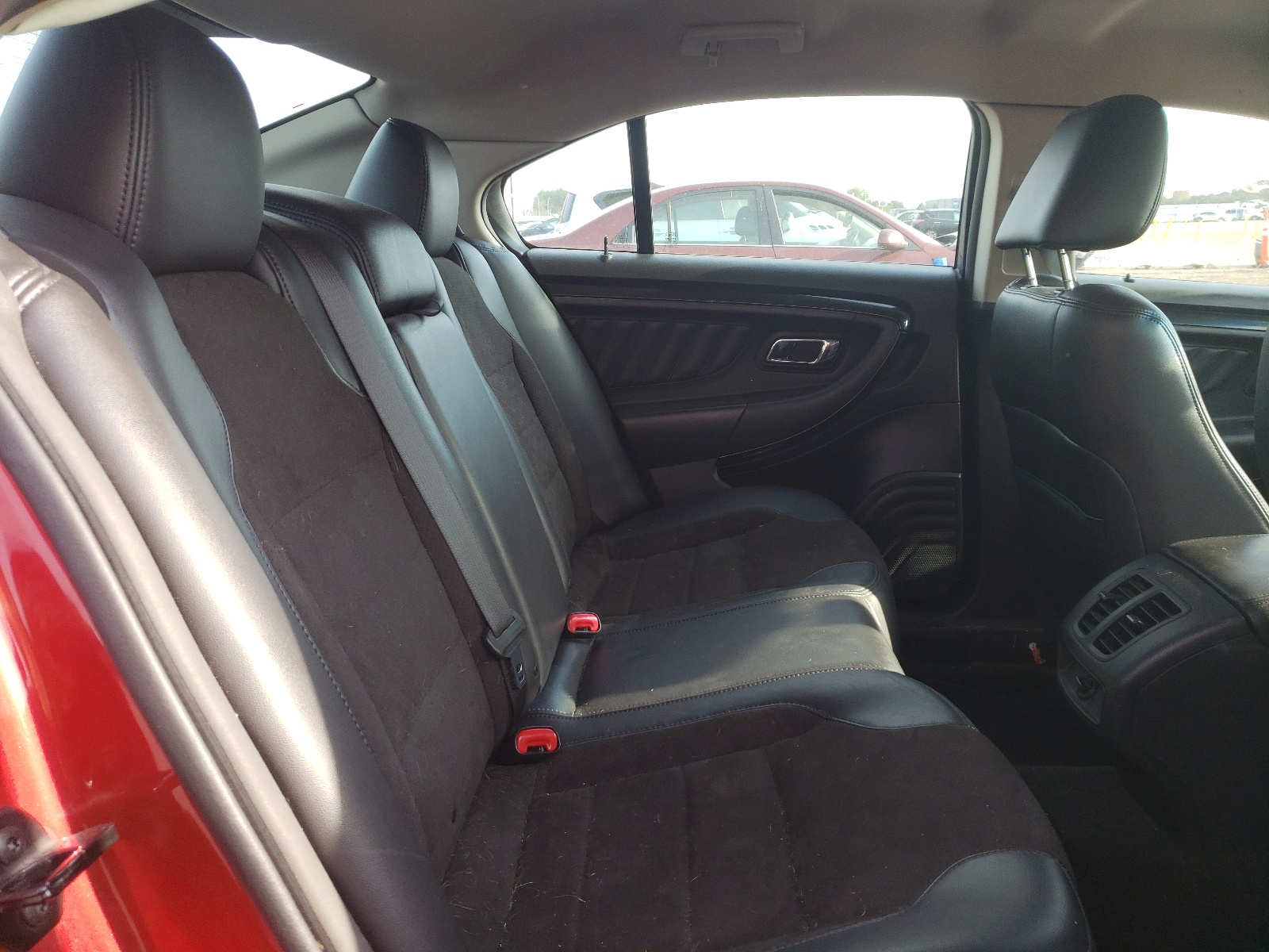 Photo 6 from auction – 2012 FORD TAURUS SHO with VIN 1FAHP2KT5CG115258