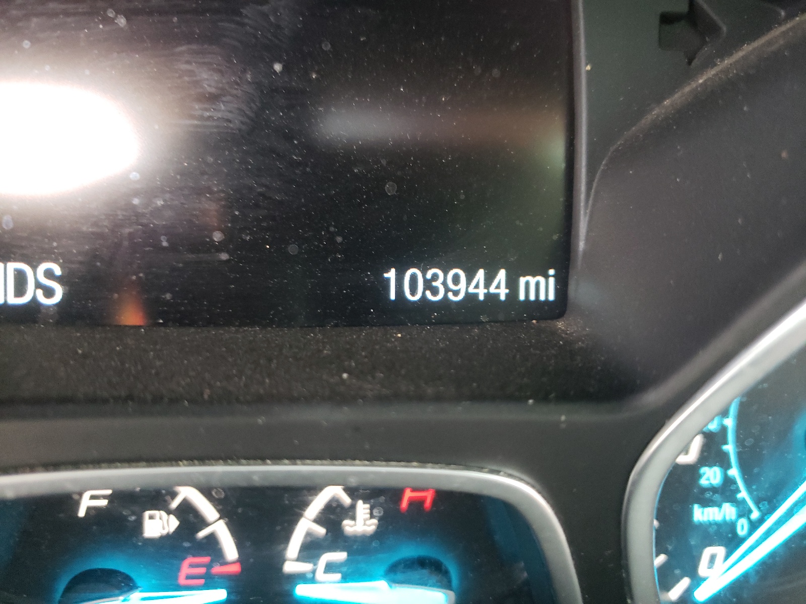 Photo 8 from auction – 2016 FORD ESCAPE SE with VIN 1FMCU9GX2GUC61184