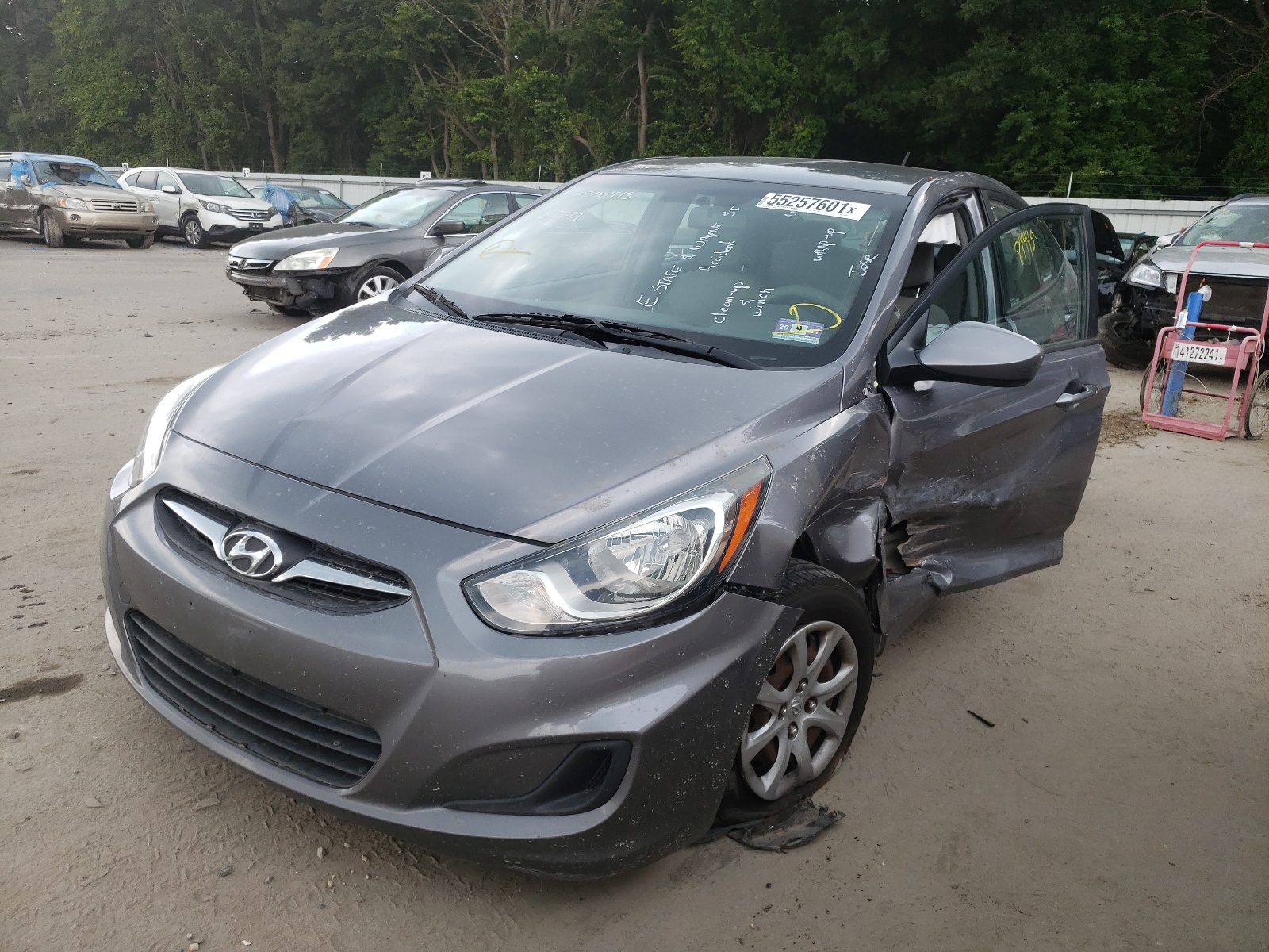 Photo 2 from auction – 2014 HYUNDAI ACCENT GLS with VIN KMHCT4AE9EU758565