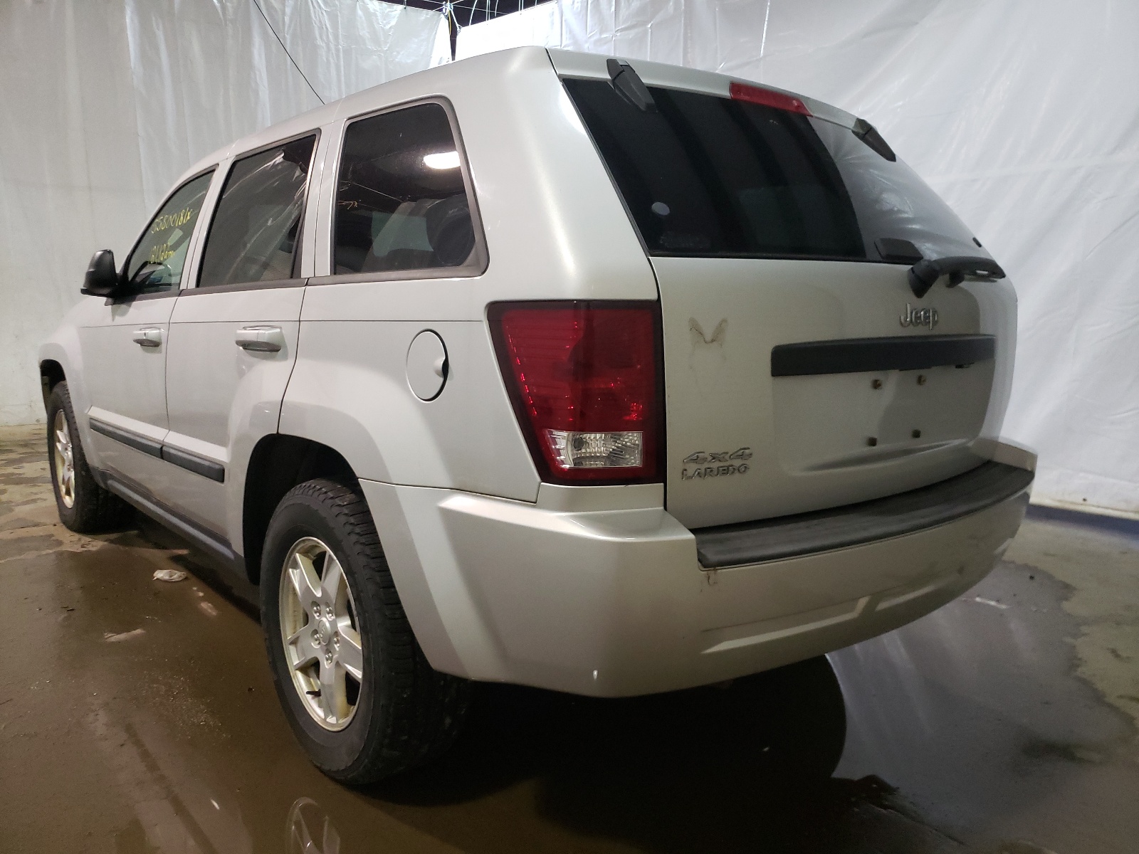 Photo 3 from auction – 2007 JEEP GRAND CHER with VIN 1J8GR48K17C677447