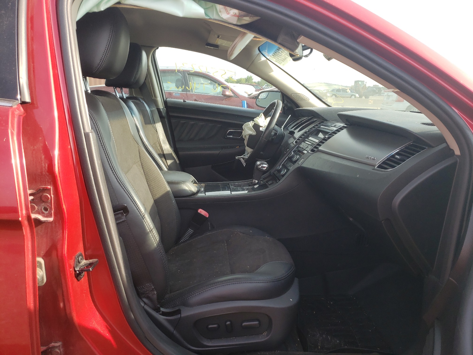 Photo 5 from auction – 2012 FORD TAURUS SHO with VIN 1FAHP2KT5CG115258