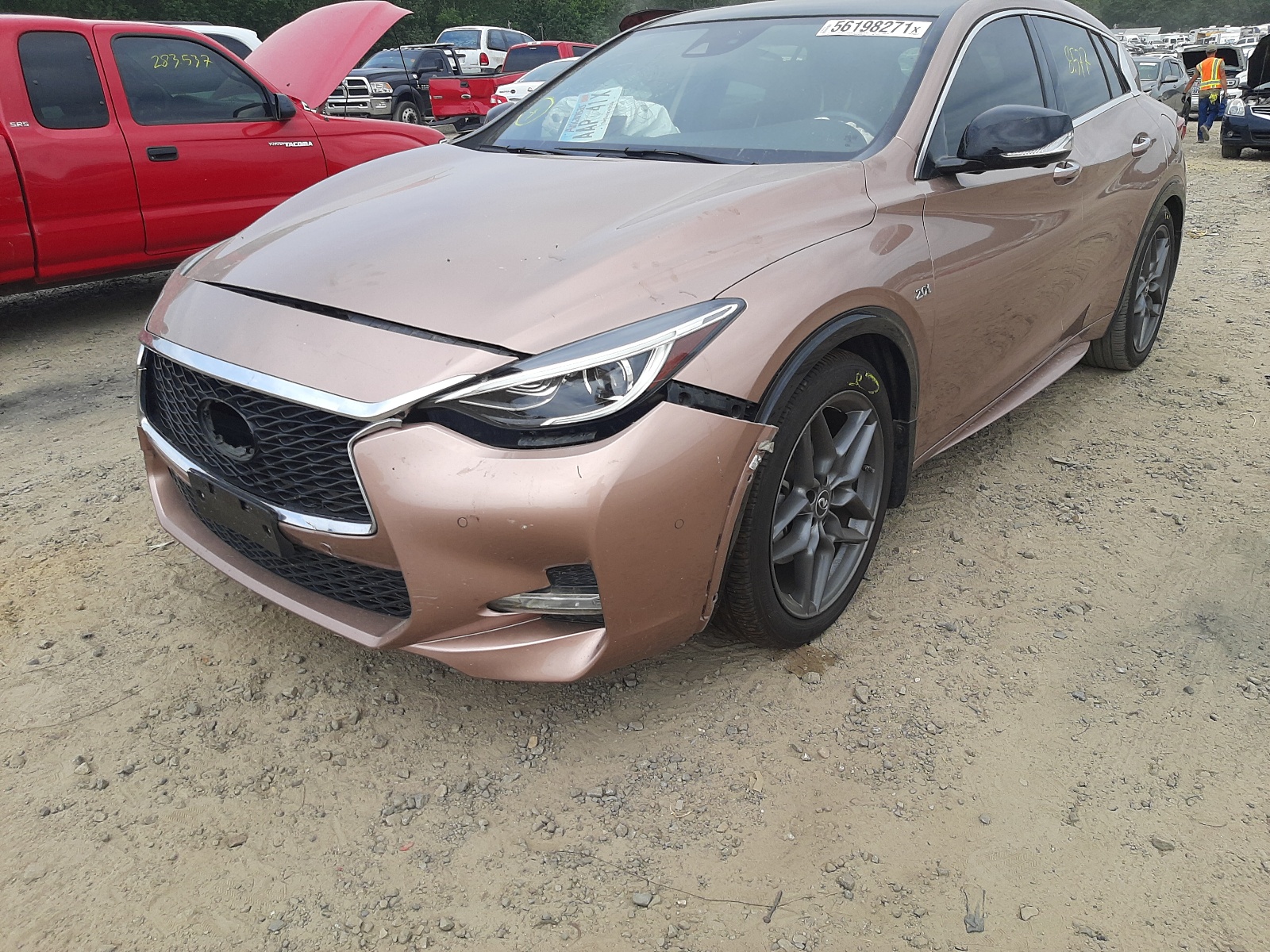 Photo 9 from auction – 2017 INFINITI QX30 BASE with VIN SJKCH5CP8HA023699