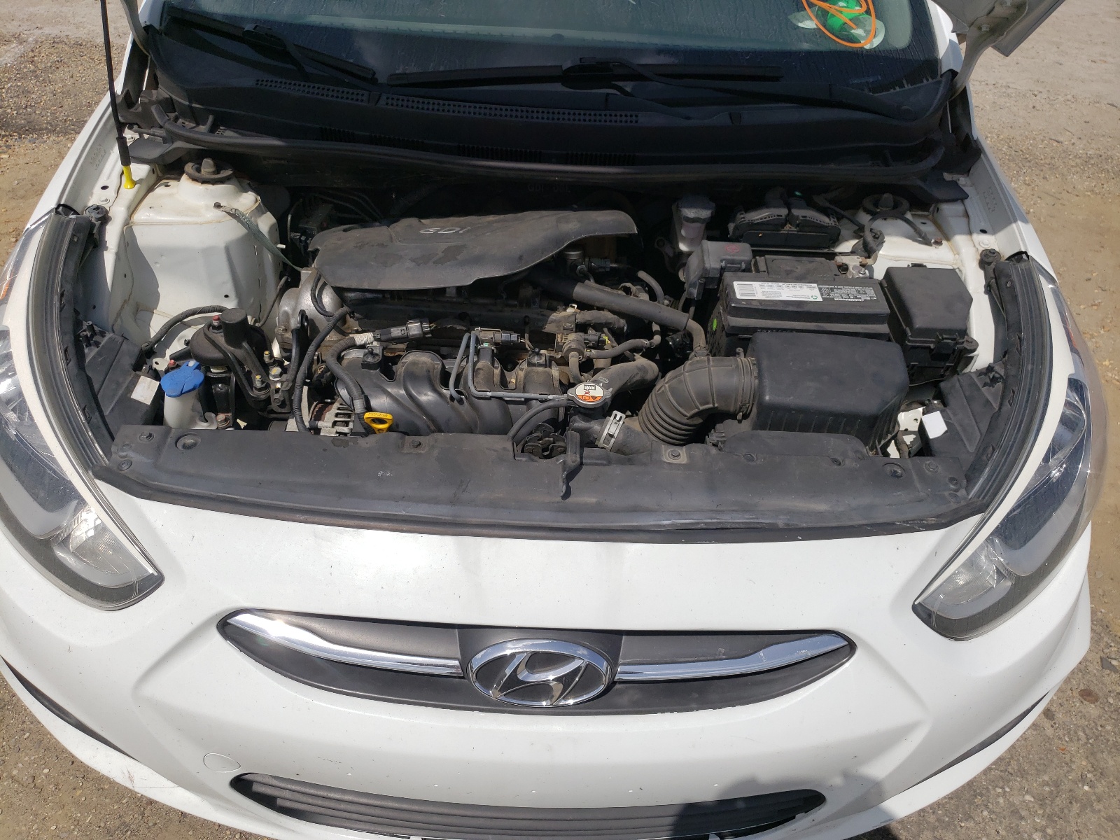 Photo 7 from auction – 2015 HYUNDAI ACCENT GLS with VIN KMHCT4AE5FU809111