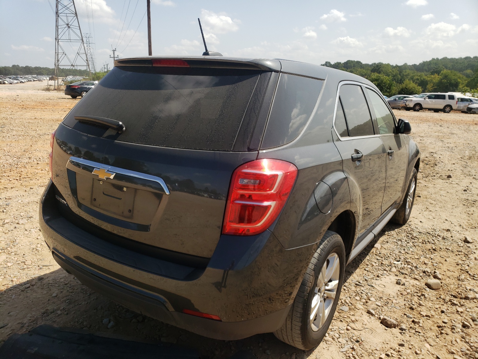 Photo 4 from auction – 2017 CHEVROLET EQUINOX LS with VIN 2GNALBEK7H1552443