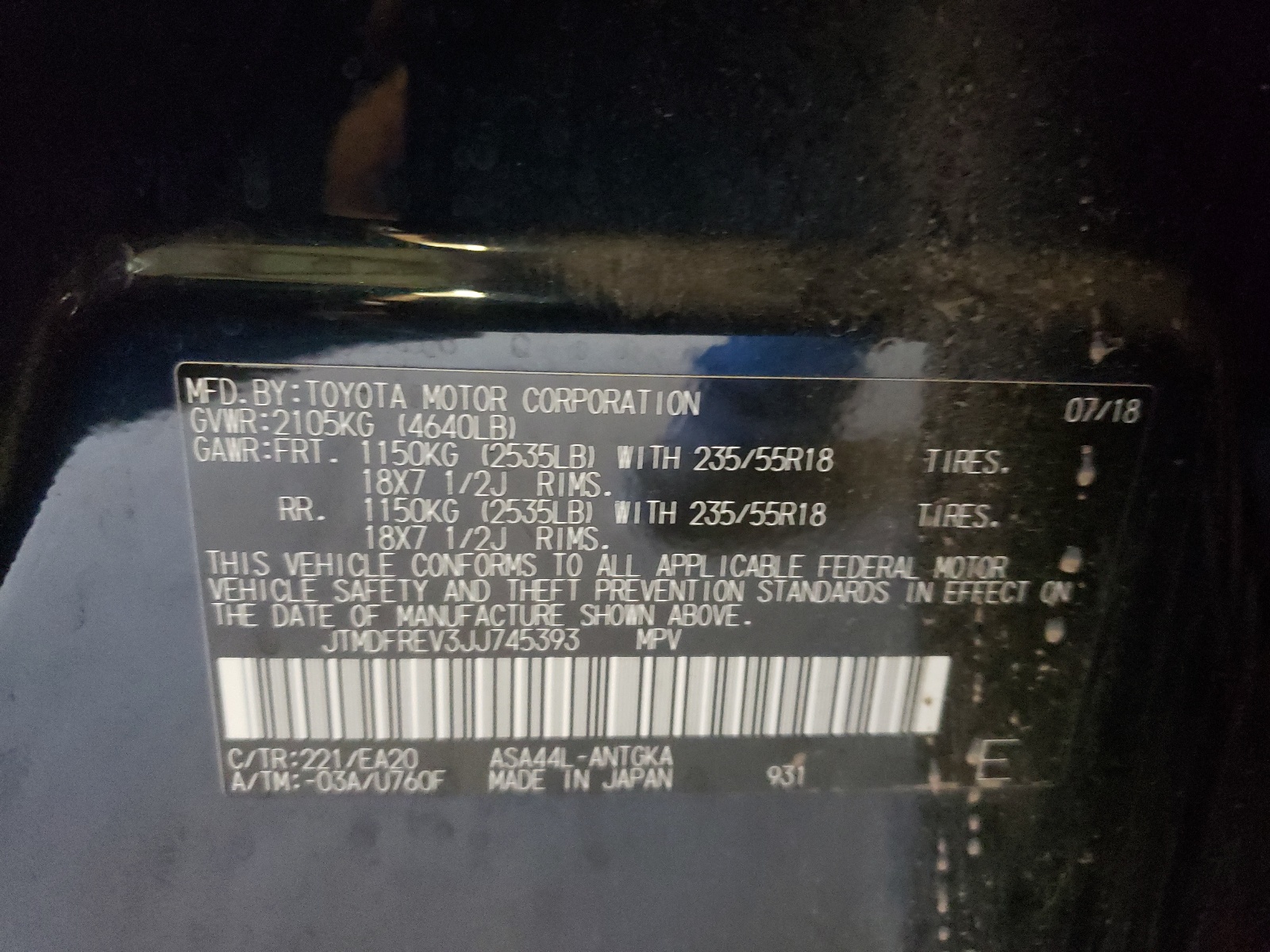 Photo 10 from auction – 2018 TOYOTA RAV4 LIMIT with VIN JTMDFREV3JJ745393