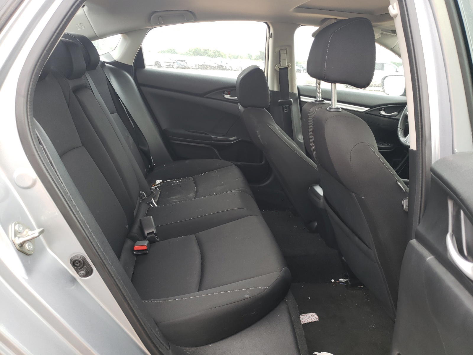 Photo 6 from auction – 2018 HONDA CIVIC EX with VIN 2HGFC2F76JH560539