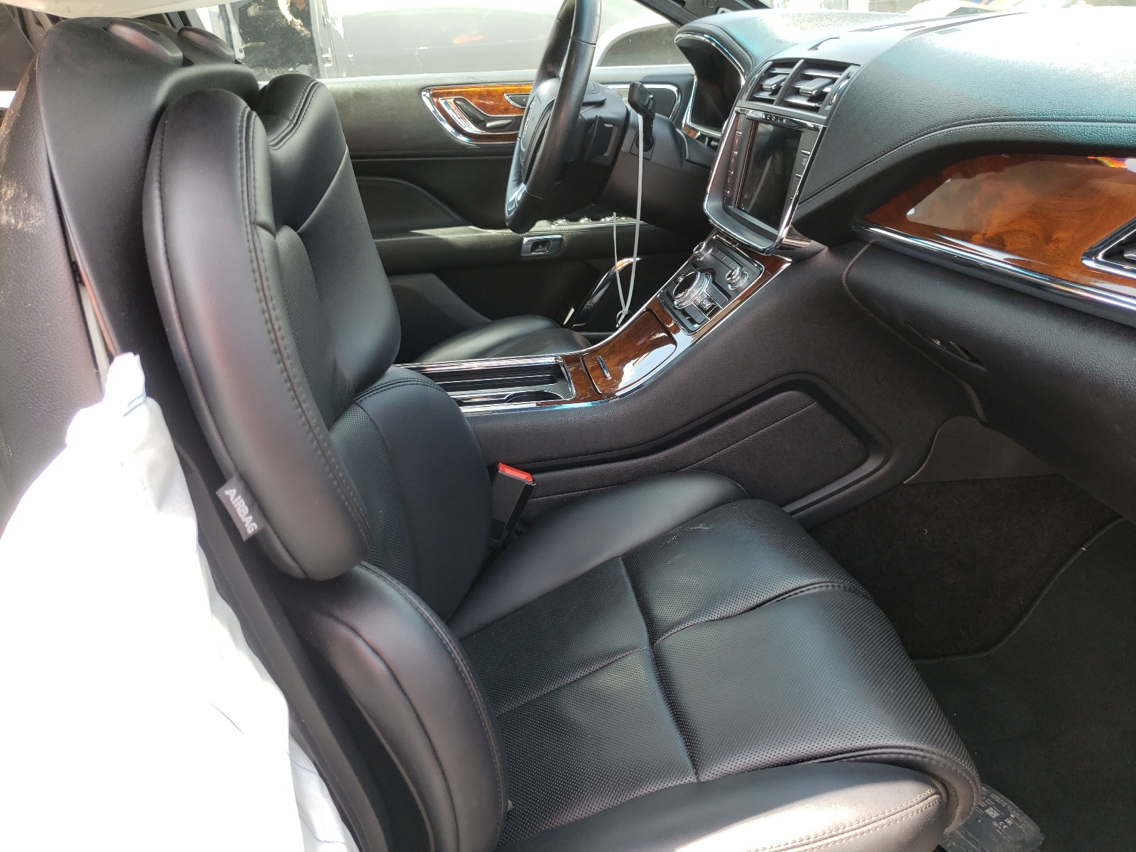 Zdjęcie 5 z aukcji – 2018 LINCOLN CONTINENTA z VIN 1LN6L9HK2J5603883