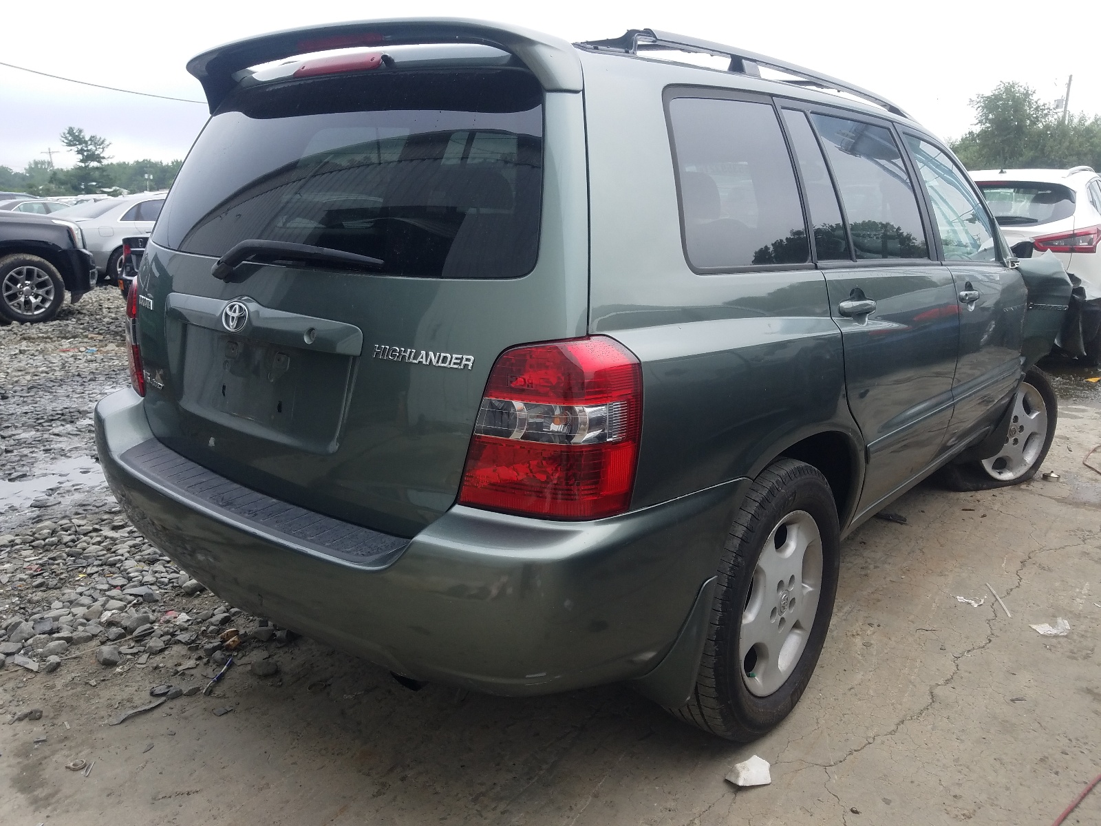Photo 4 from auction – 2005 TOYOTA HIGHLANDER with VIN JTEEP21A150124396