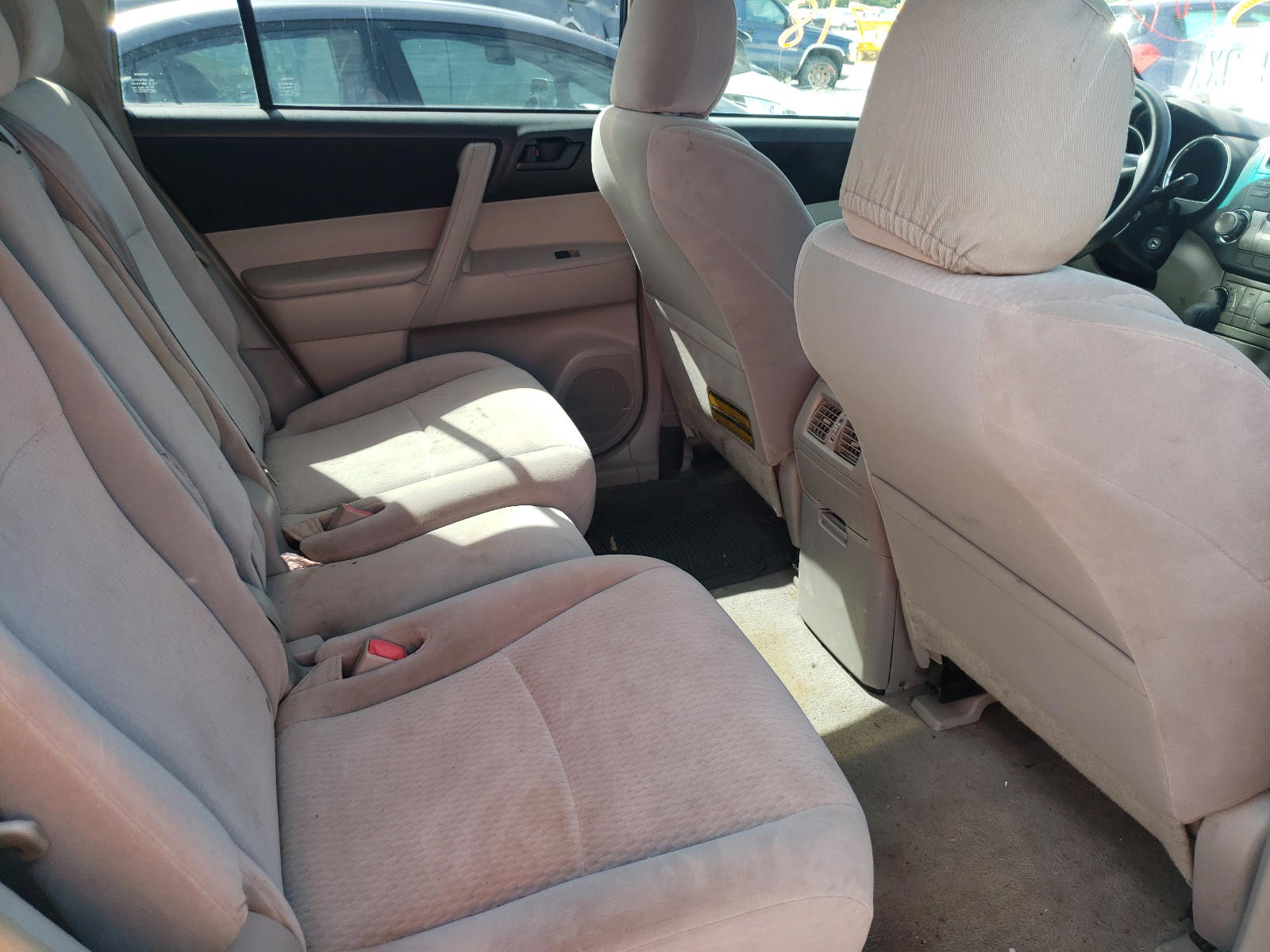 Photo 6 from auction – 2008 TOYOTA HIGHLANDER with VIN JTEES41A482044805