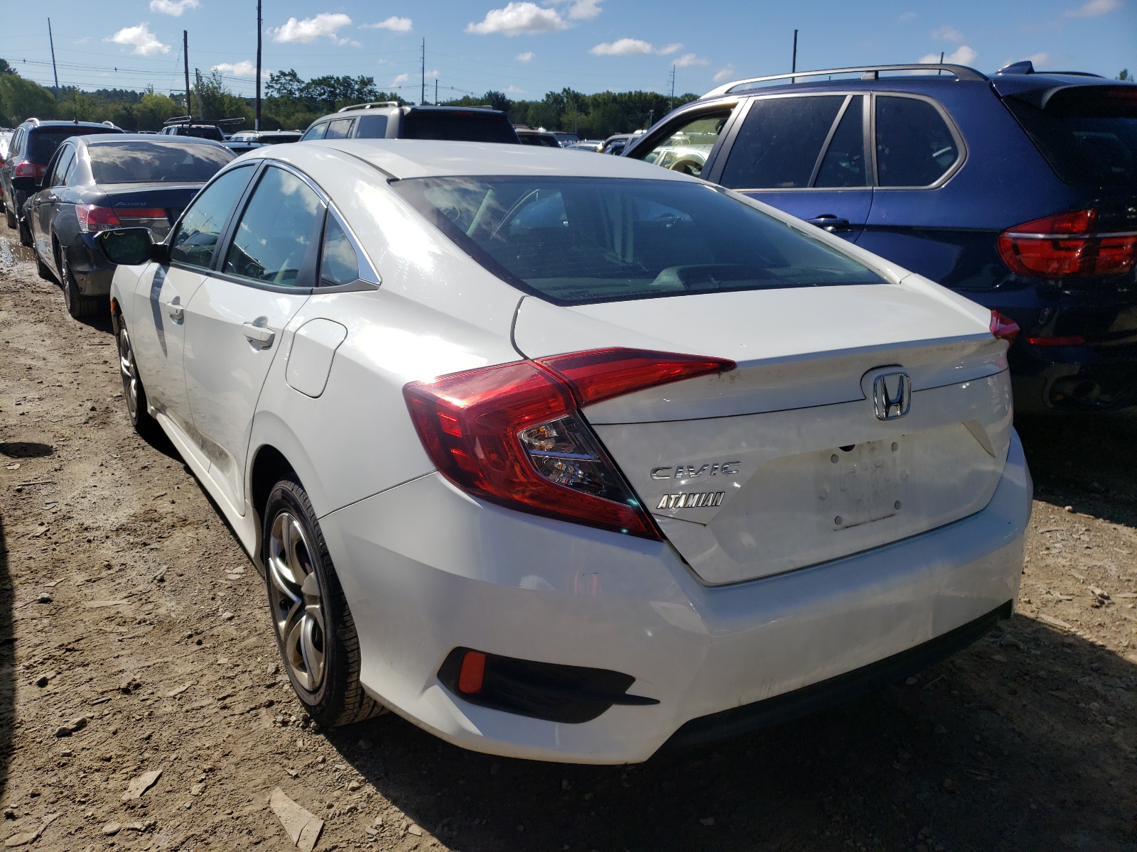 Photo 3 from auction – 2016 HONDA CIVIC LX with VIN 19XFC2E59GE051029