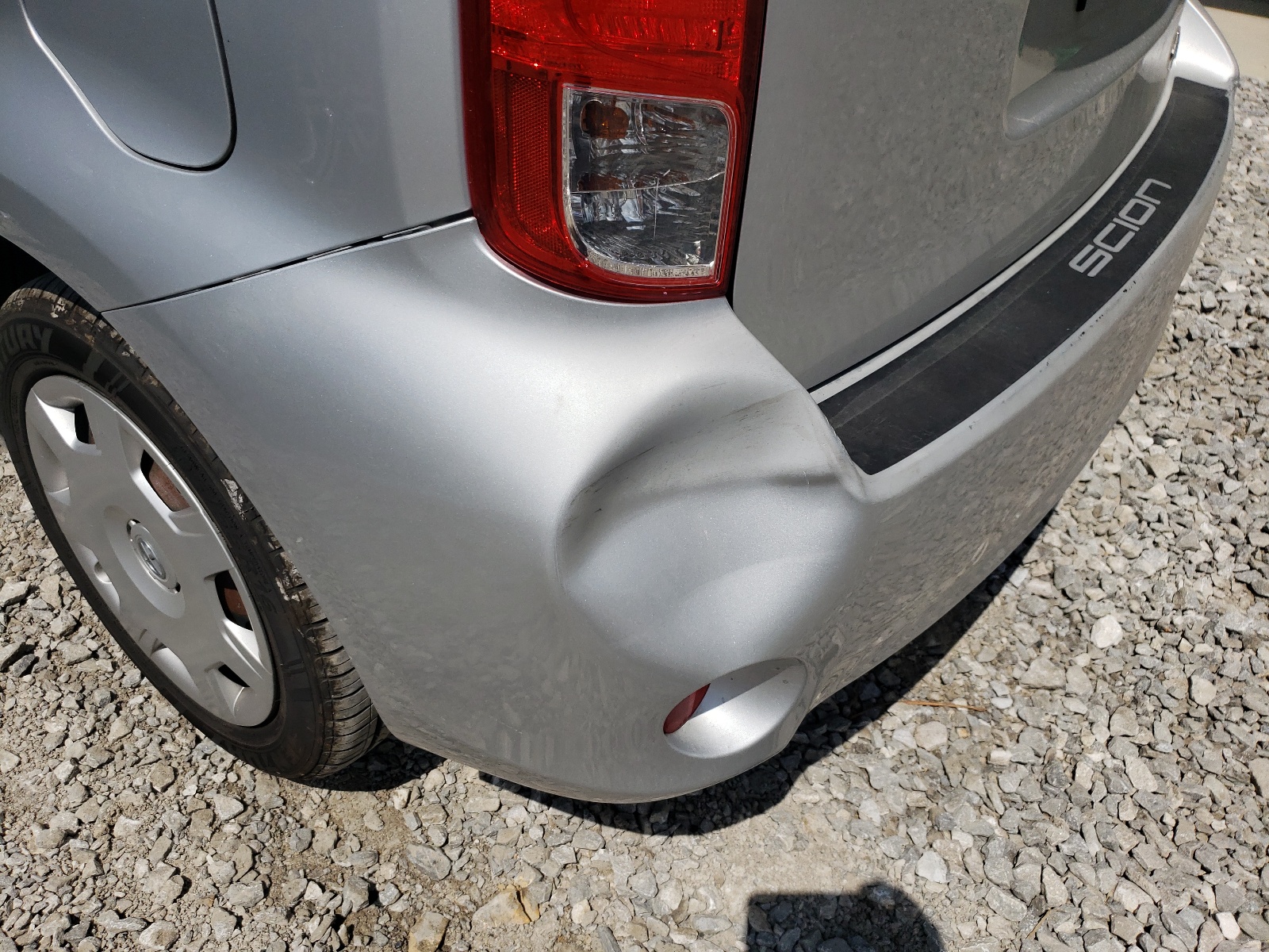 Photo 9 from auction – 2011 TOYOTA SCION XB with VIN JTLZE4FE9B1122134