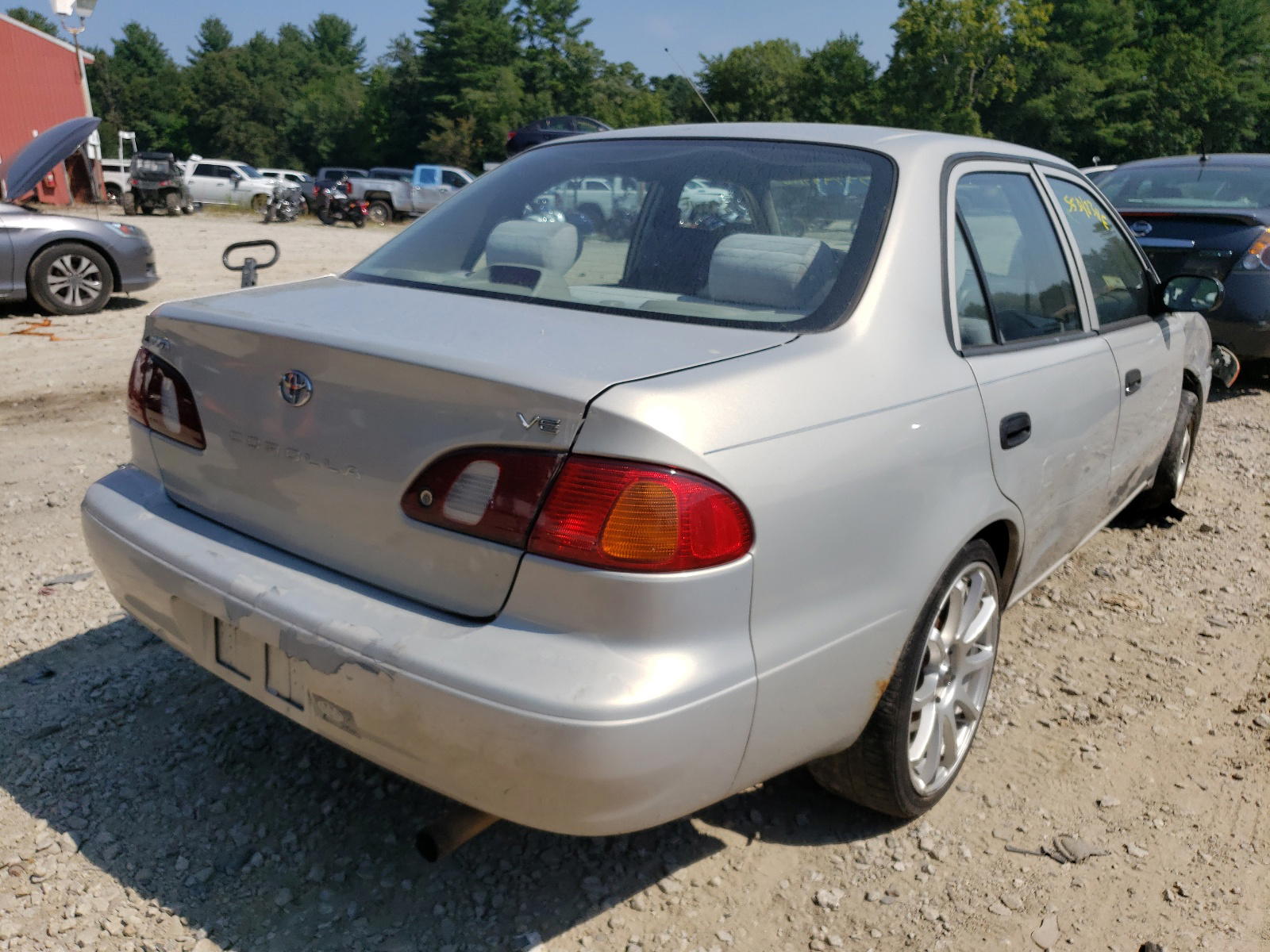 Photo 4 from auction – 2000 TOYOTA COROLLA VE with VIN 2T1BR12E8YC333951