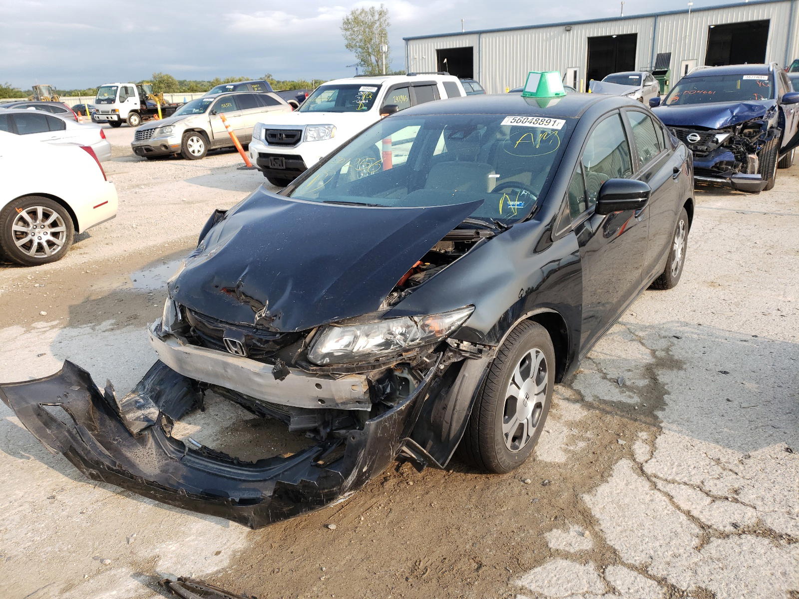 Photo 2 from auction – 2015 HONDA CIVIC HYBR with VIN 19XFB4F22FE201256