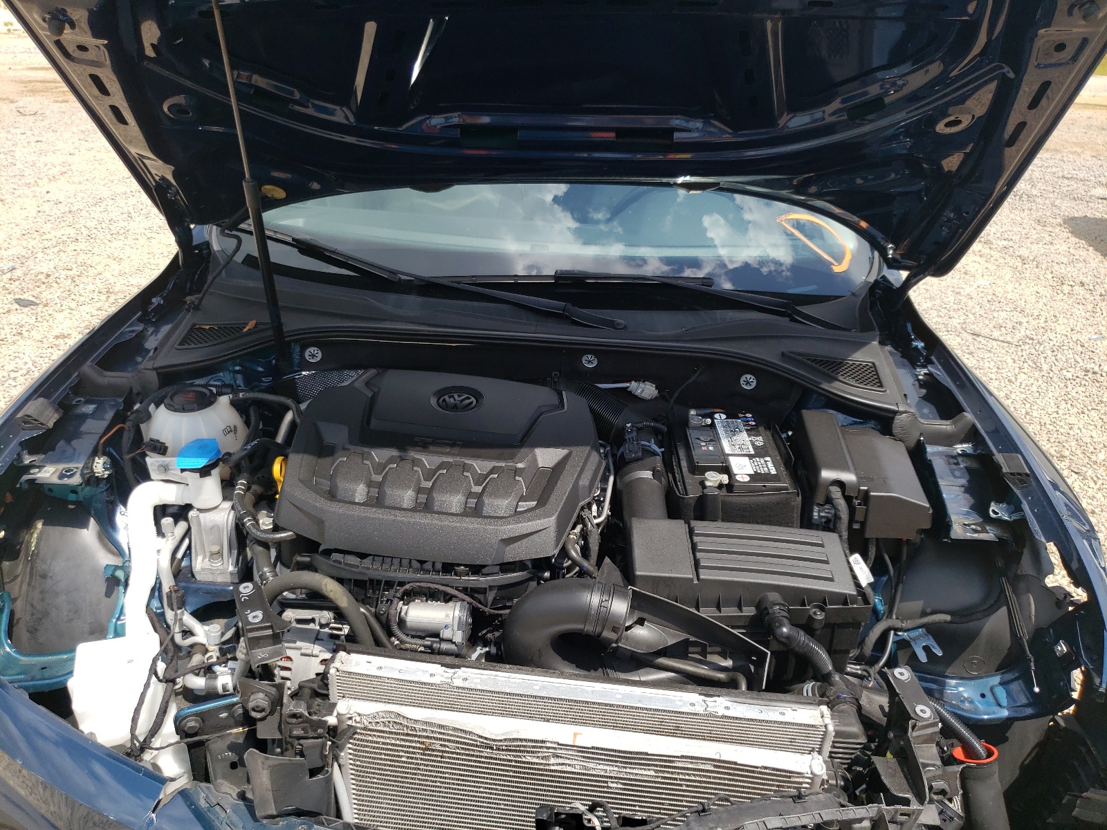 Photo 7 from auction – 2018 VOLKSWAGEN PASSAT S with VIN 1VWAA7A32JC023957
