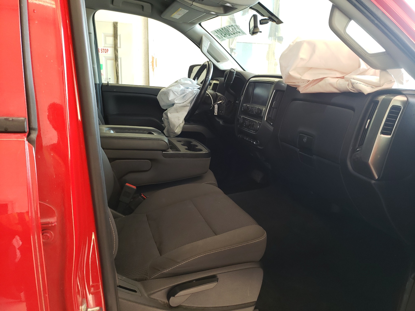Photo 5 from auction – 2018 CHEVROLET SILVERADO with VIN 1GC1KVEY3JF215235