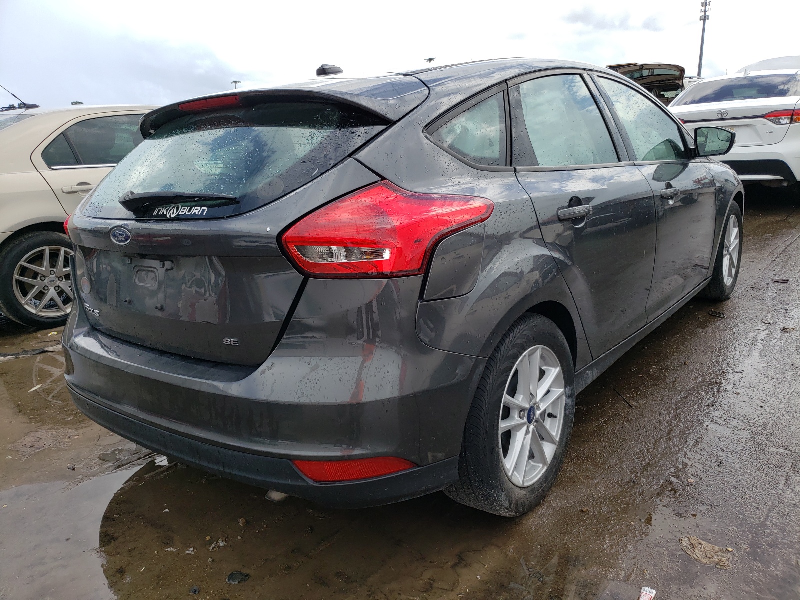 Foto 4 de la subasta – 2017 FORD FOCUS SE con VIN 1FADP3K26HL317441