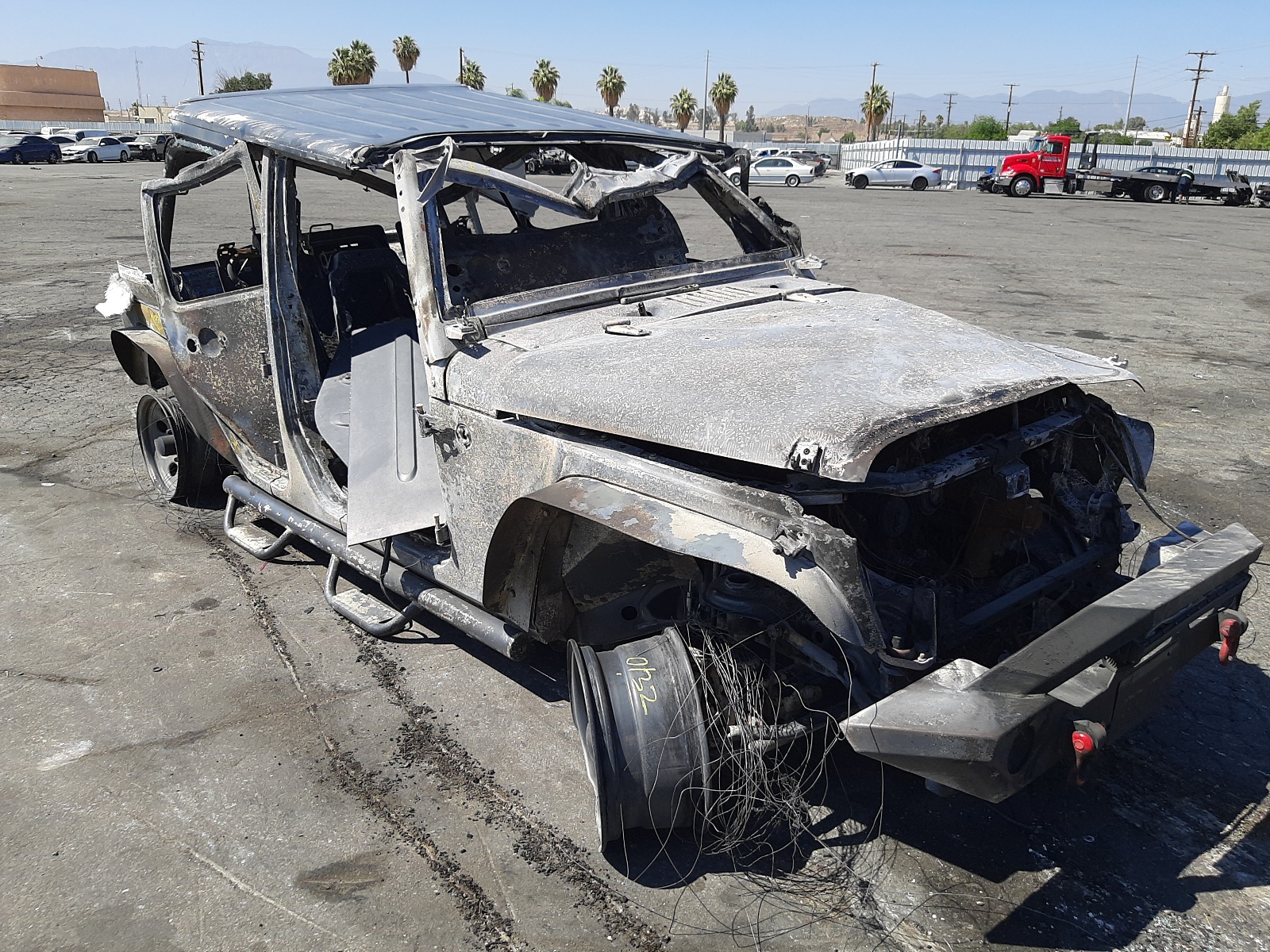 Photo 9 from auction – 2014 JEEP WRANGLER U with VIN 1C4BJWDGXEL134696