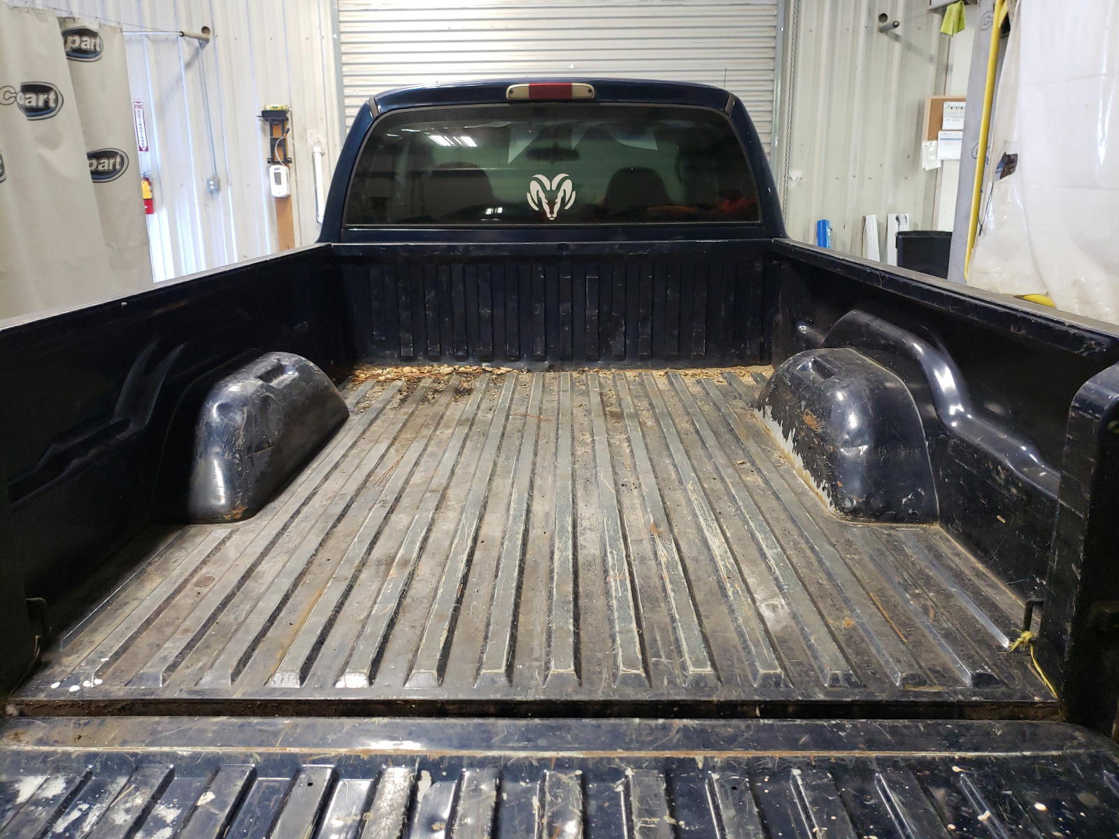 Photo 9 from auction – 2001 DODGE DAKOTA with VIN 1B7GL22XX1S188107