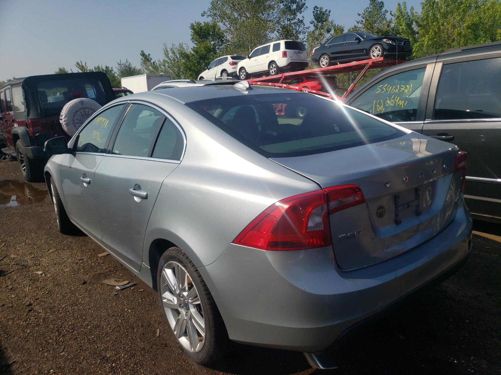 Photo 3 from auction – 2011 VOLVO S60 T6 with VIN YV1902FH2B2008019