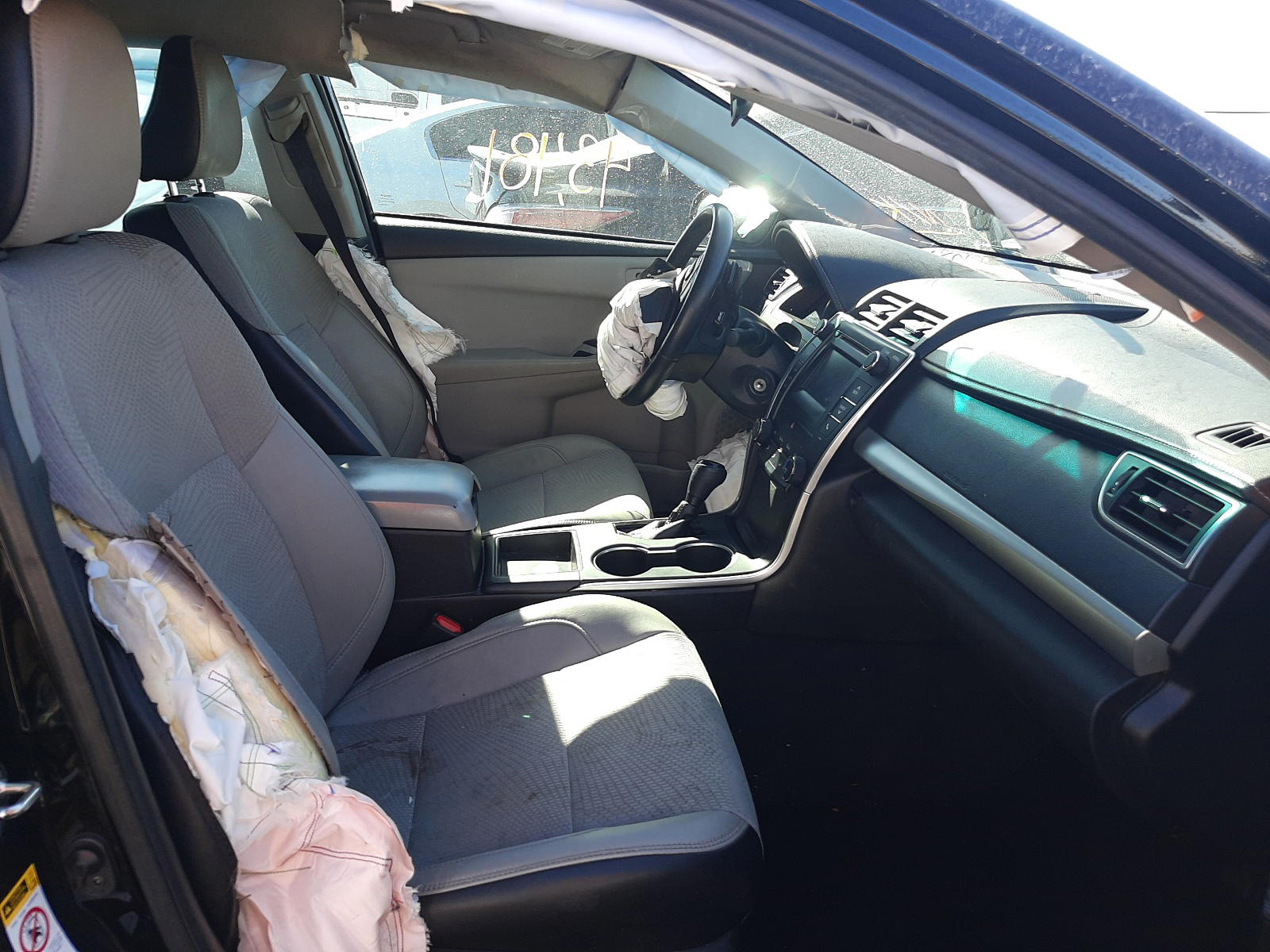 Photo 5 from auction – 2016 TOYOTA CAMRY LE with VIN 4T1BF1FK3GU255293