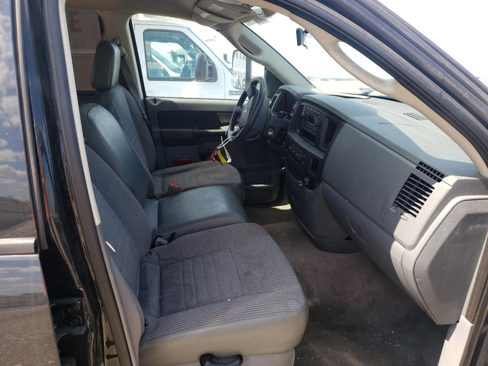 Photo 5 from auction – 2008 DODGE RAM 3500 S with VIN 3D7ML48A68G204845