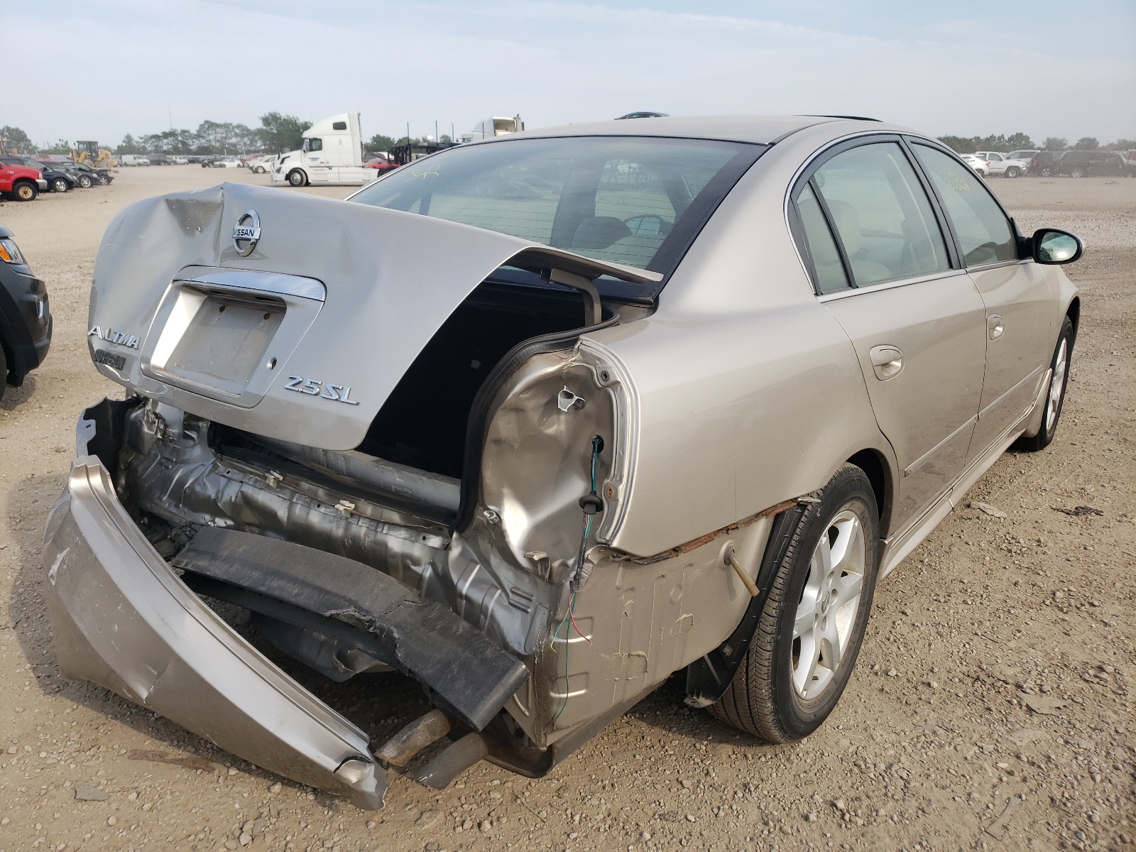 Photo 4 from auction – 2005 NISSAN ALTIMA S with VIN 1N4AL11E95C110231