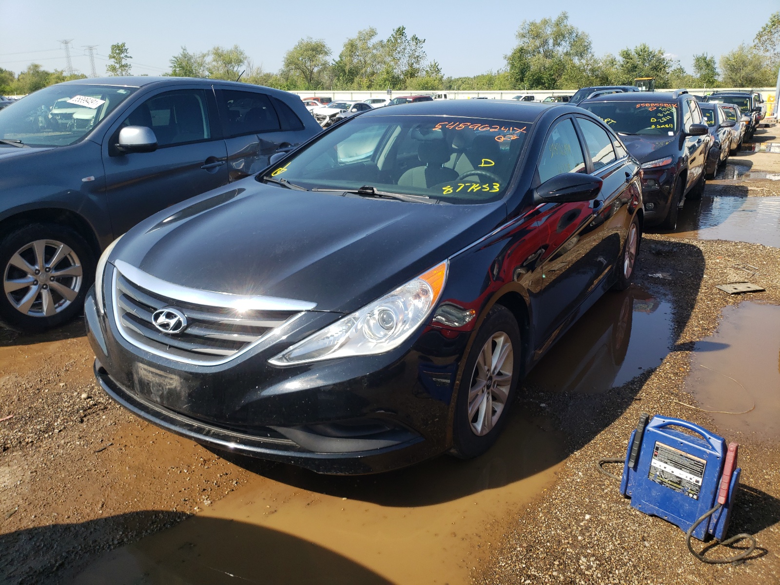 Photo 2 from auction – 2014 HYUNDAI SONATA GLS with VIN 5NPEB4AC8EH877653