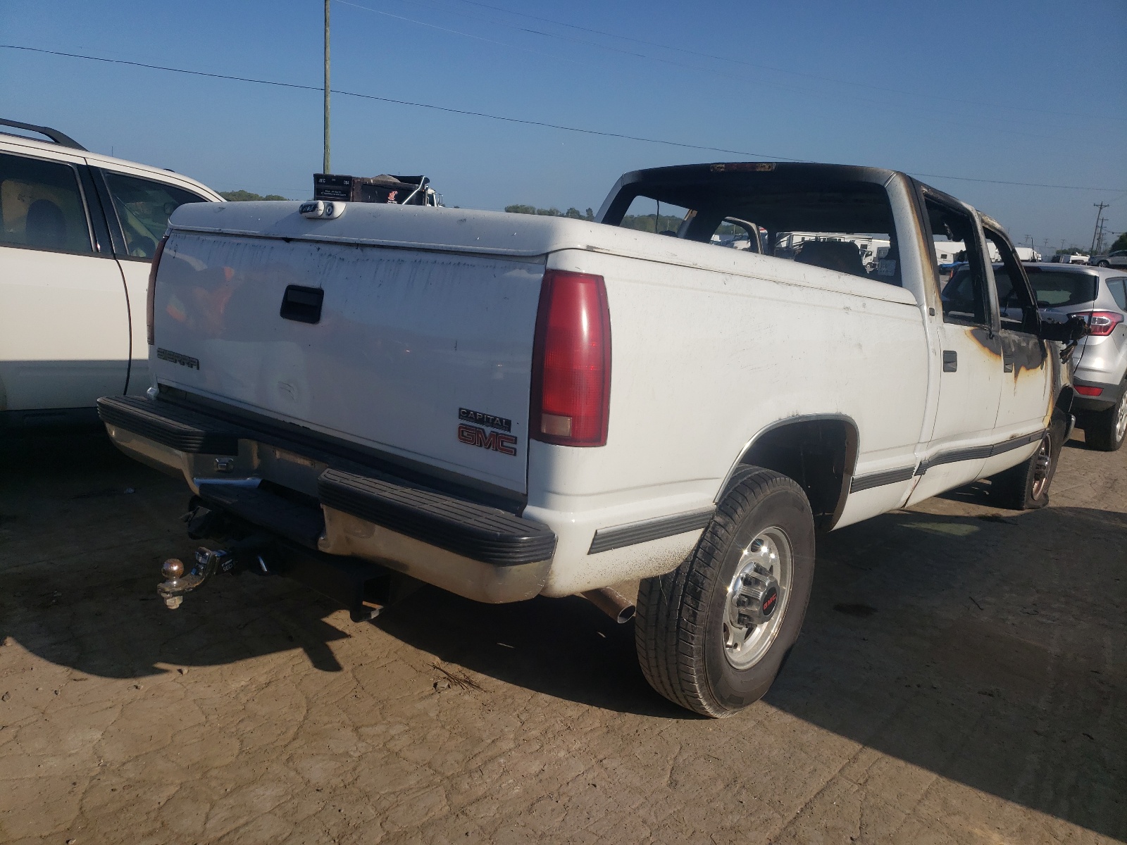 Photo 4 from auction – 2000 GMC SIERRA C25 with VIN 1GTGC23R8YF514957