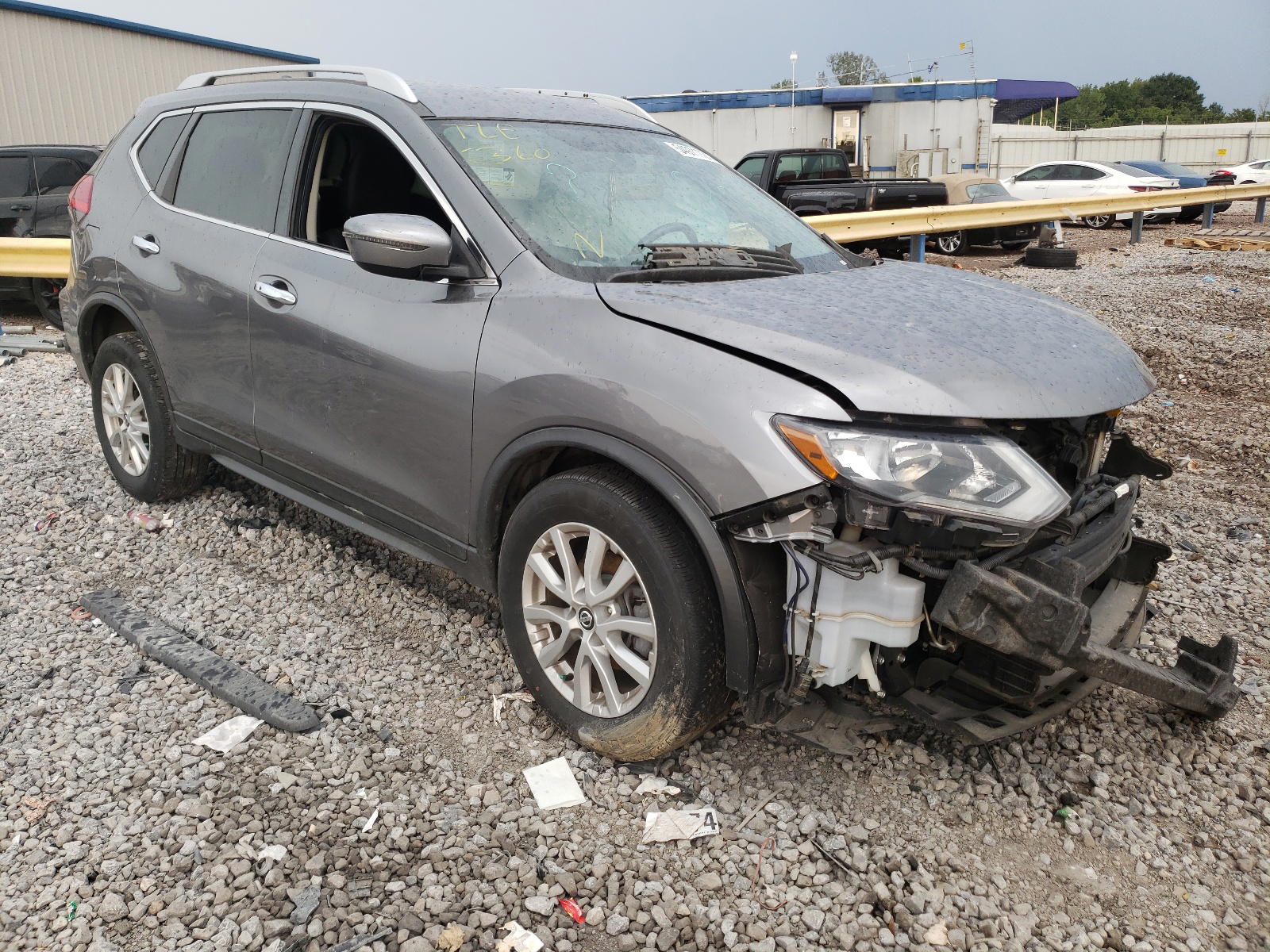 NISSAN ROGUE S 2017 with VIN KNMAT2MVXHP569471 - Photo from auction